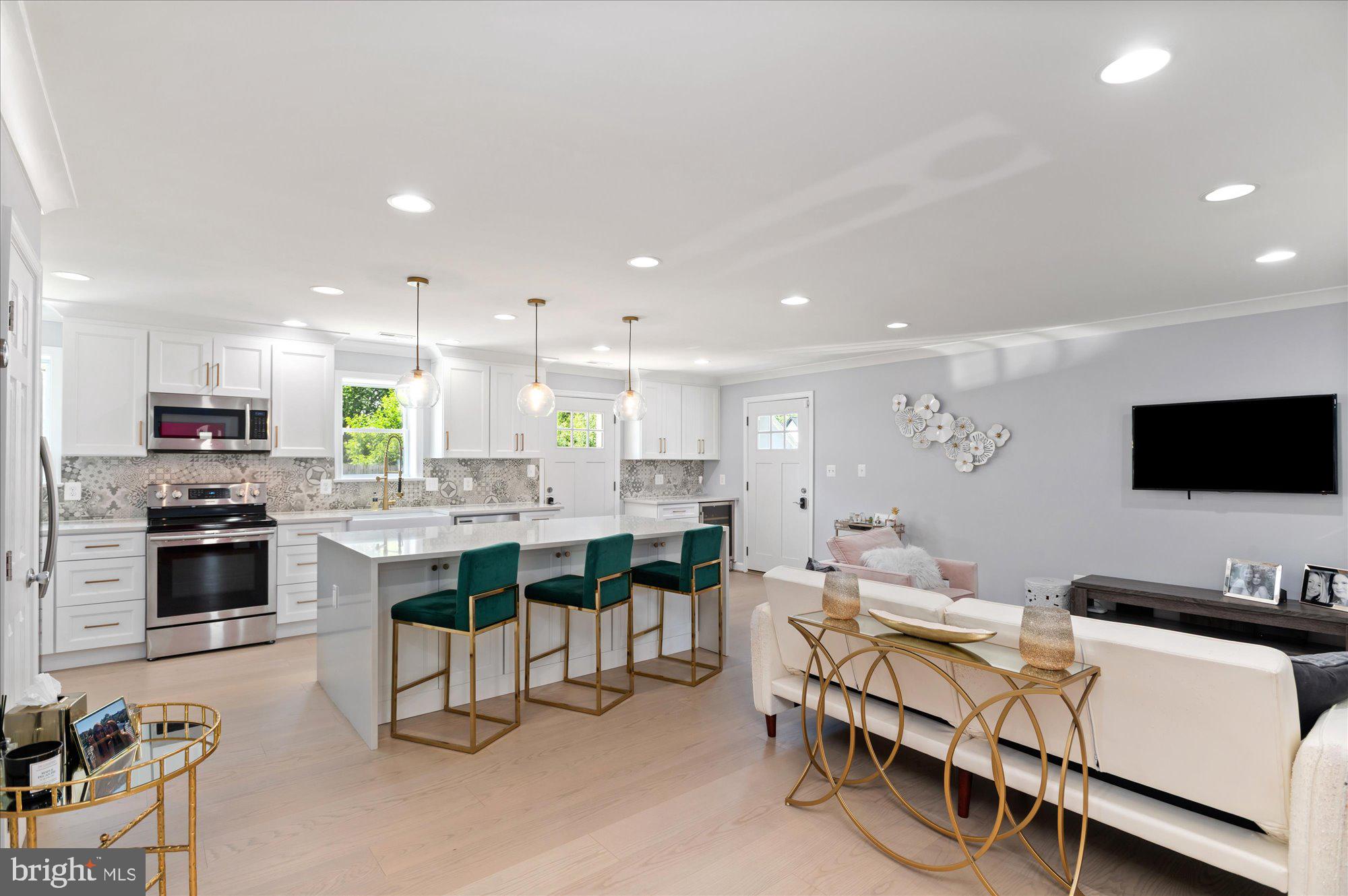 ANNANDALE - Residential