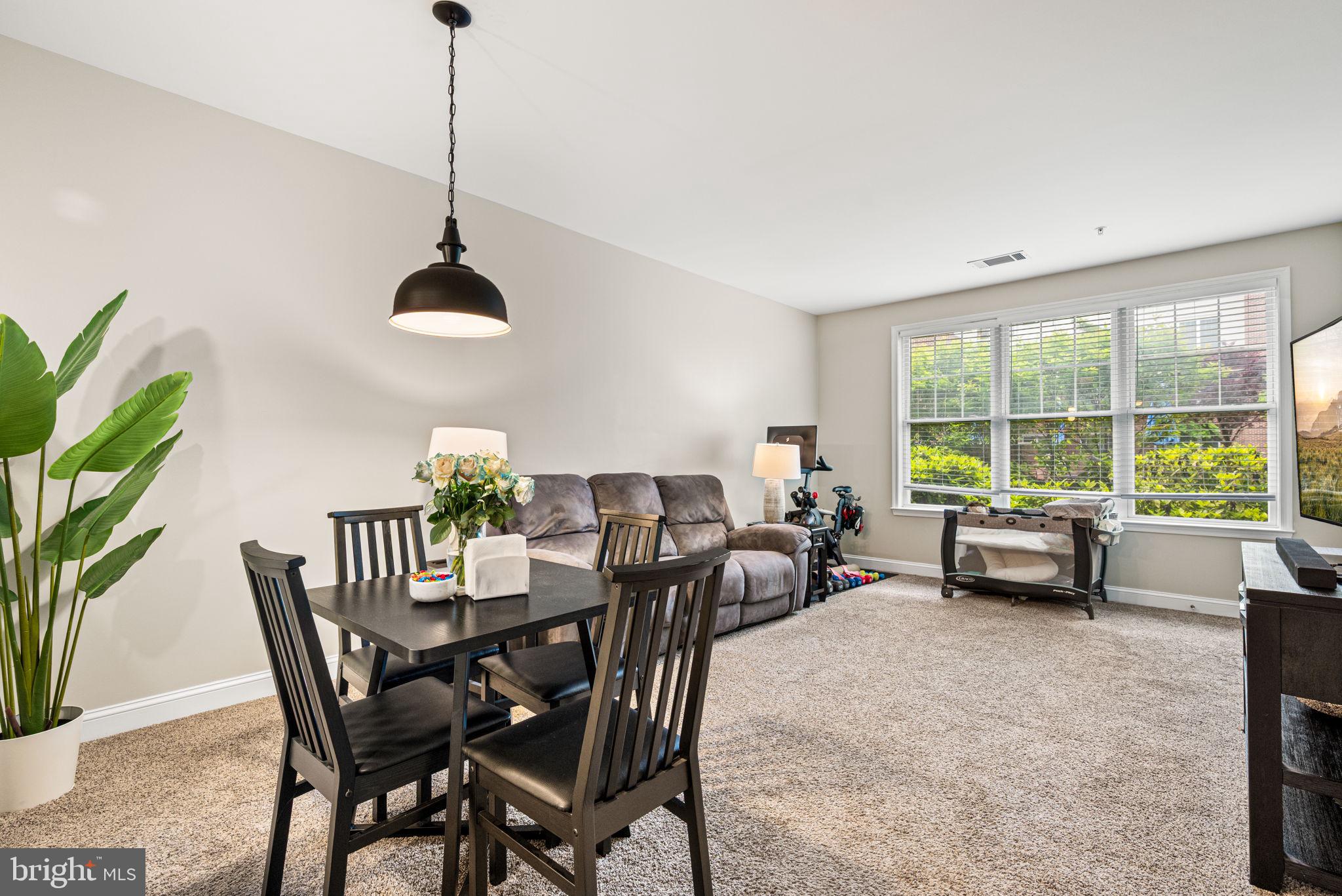 THE GRANDE AT RIVERVIEW - Residential