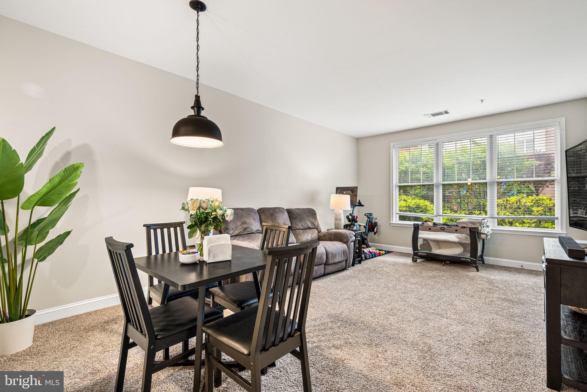 THE GRANDE AT RIVERVIEW - Residential