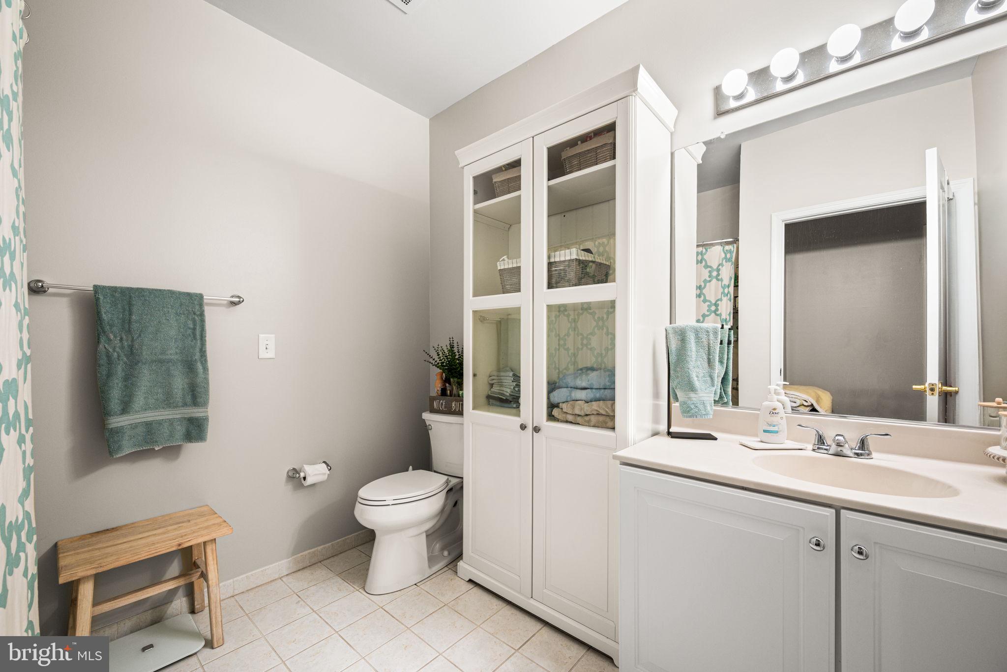 THE GRANDE AT RIVERVIEW - Residential