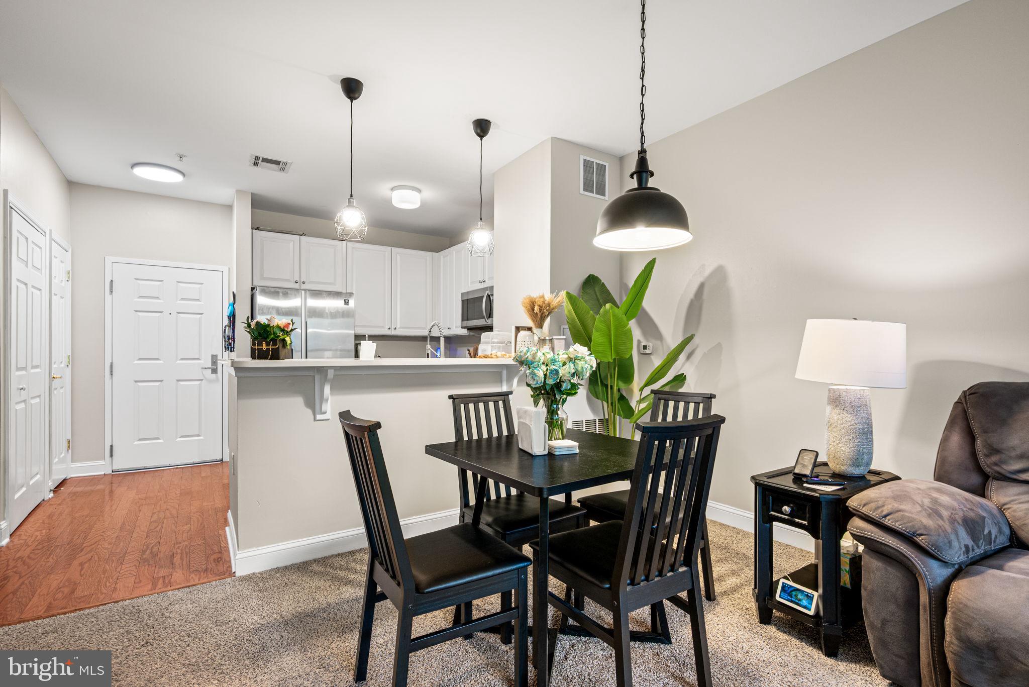 THE GRANDE AT RIVERVIEW - Residential
