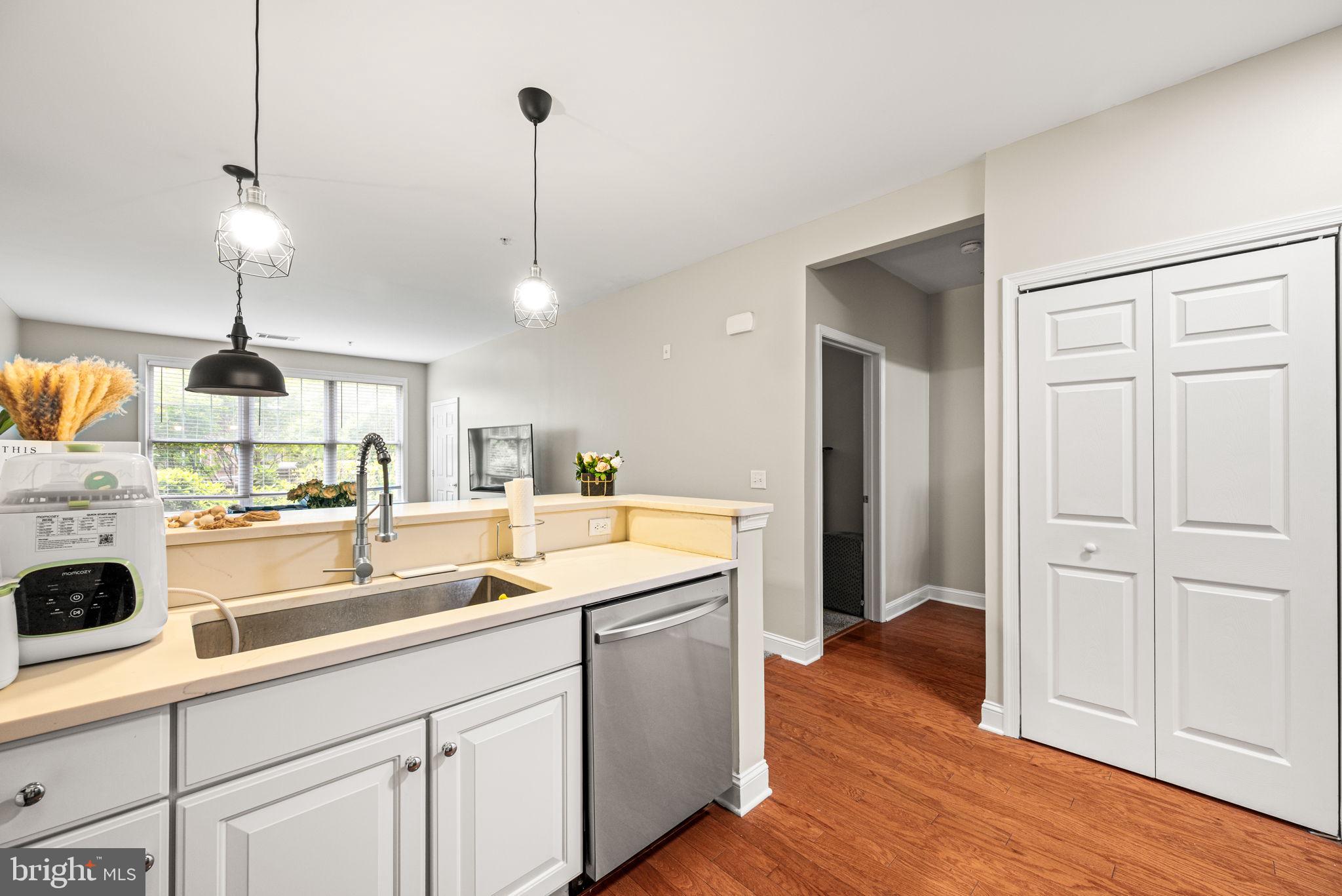 THE GRANDE AT RIVERVIEW - Residential