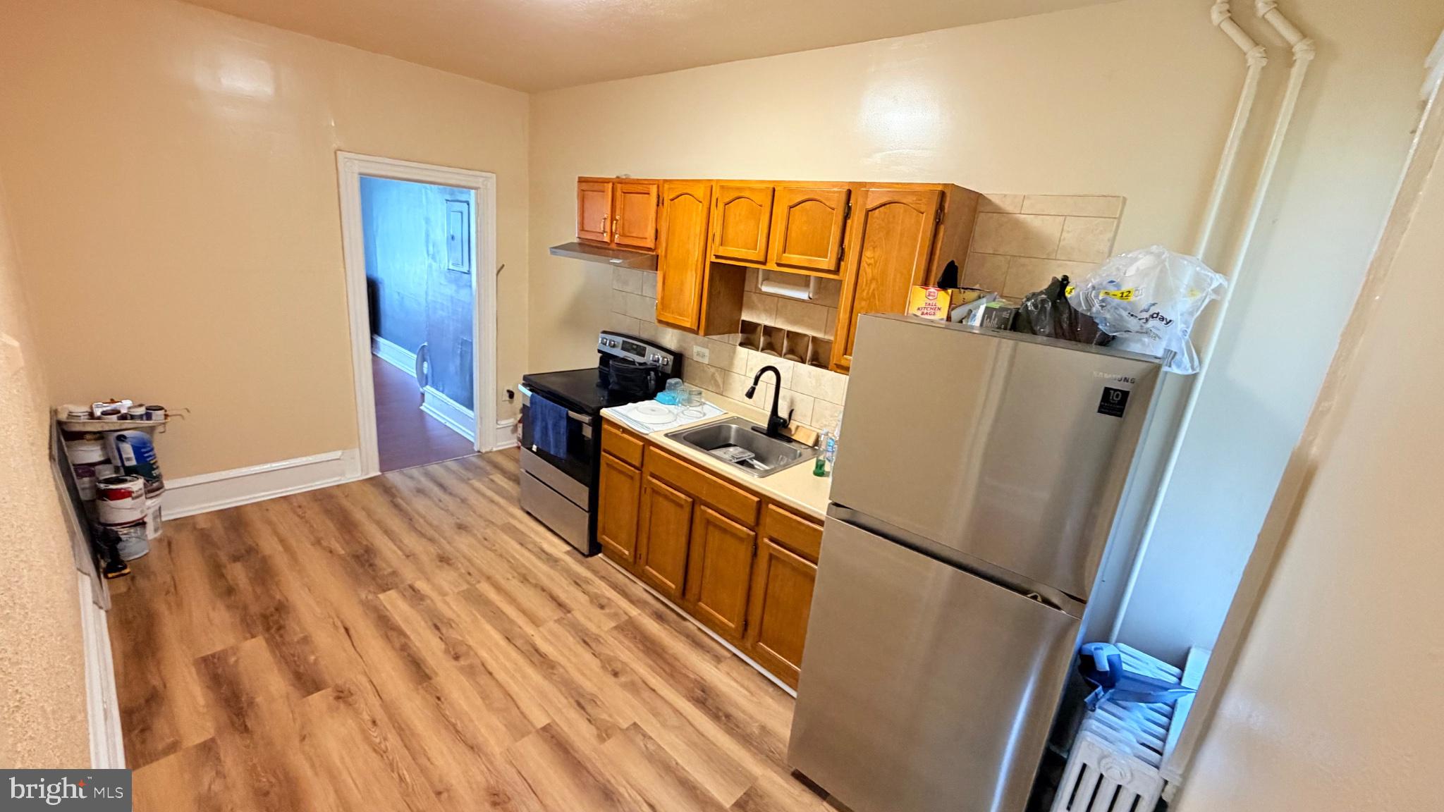 FRANKFORD - Residential Income