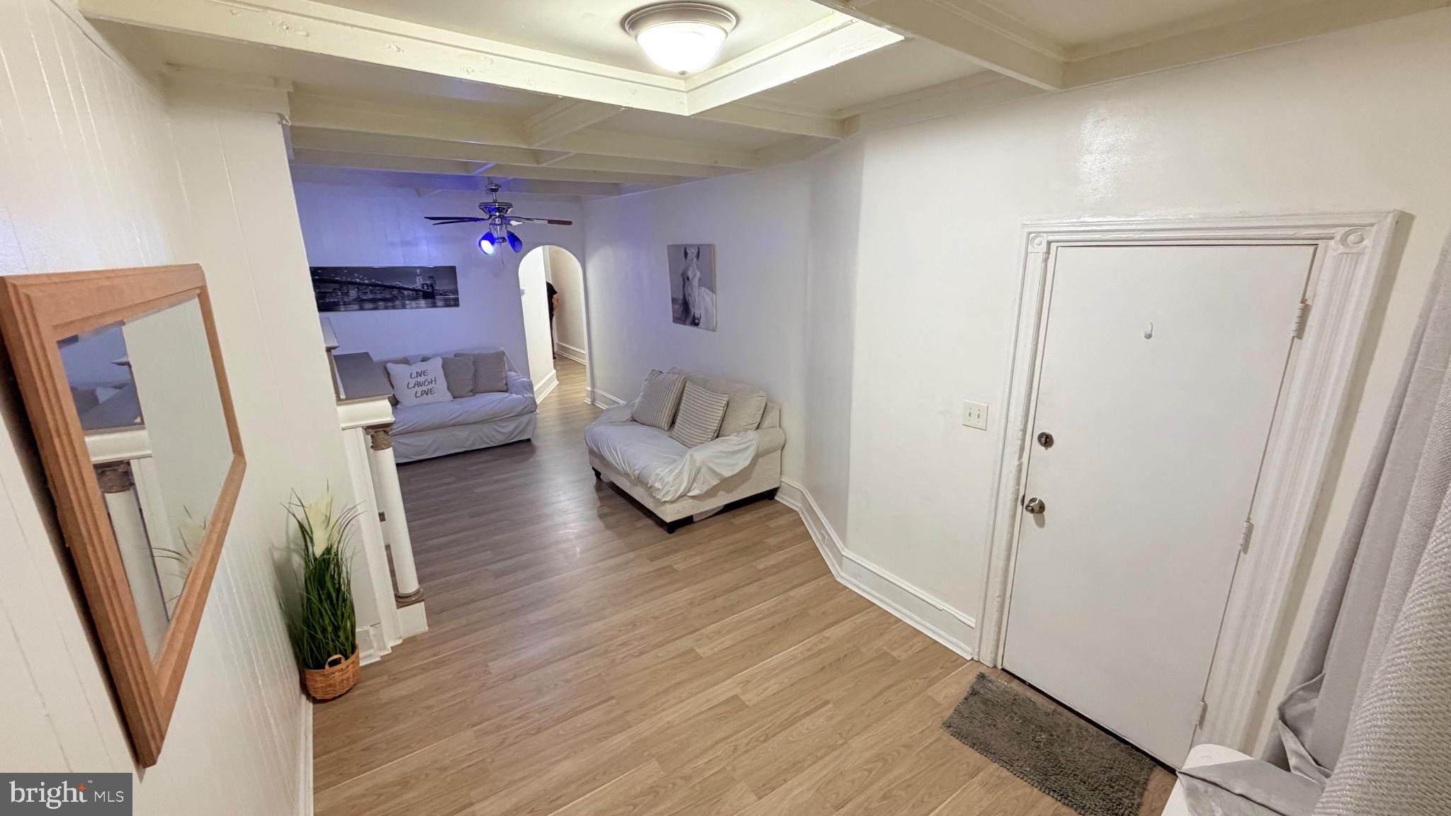 FRANKFORD - Residential Income