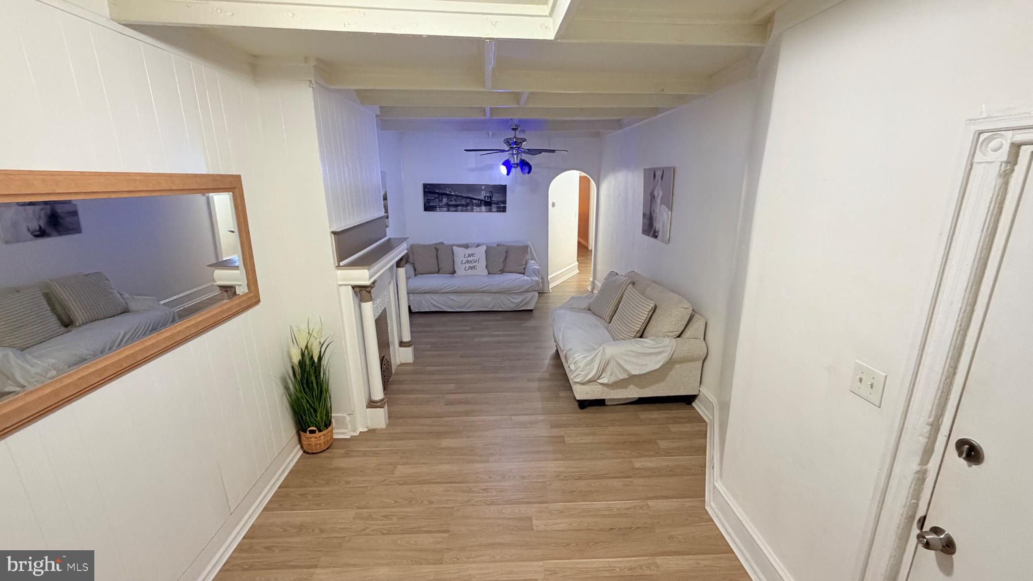 FRANKFORD - Residential Income