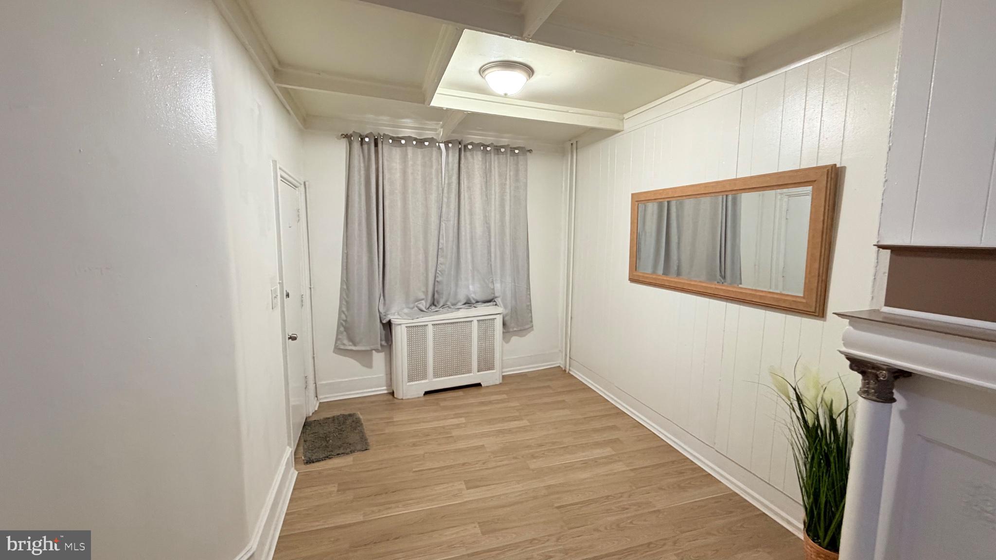 FRANKFORD - Residential Income