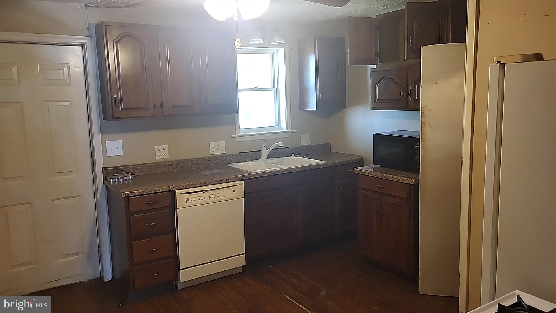WEST END - Residential