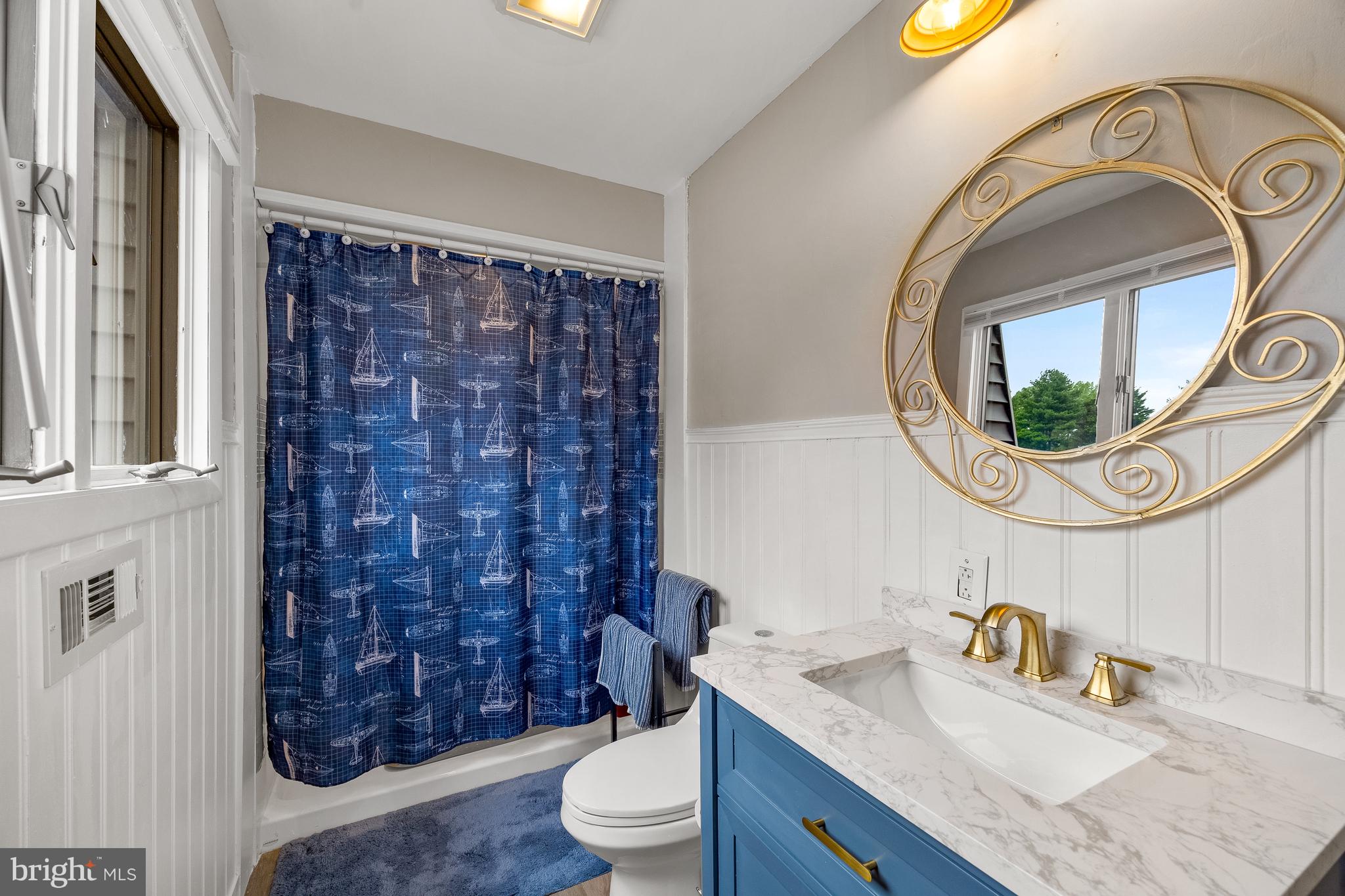 INDIAN POINT WEST - Residential