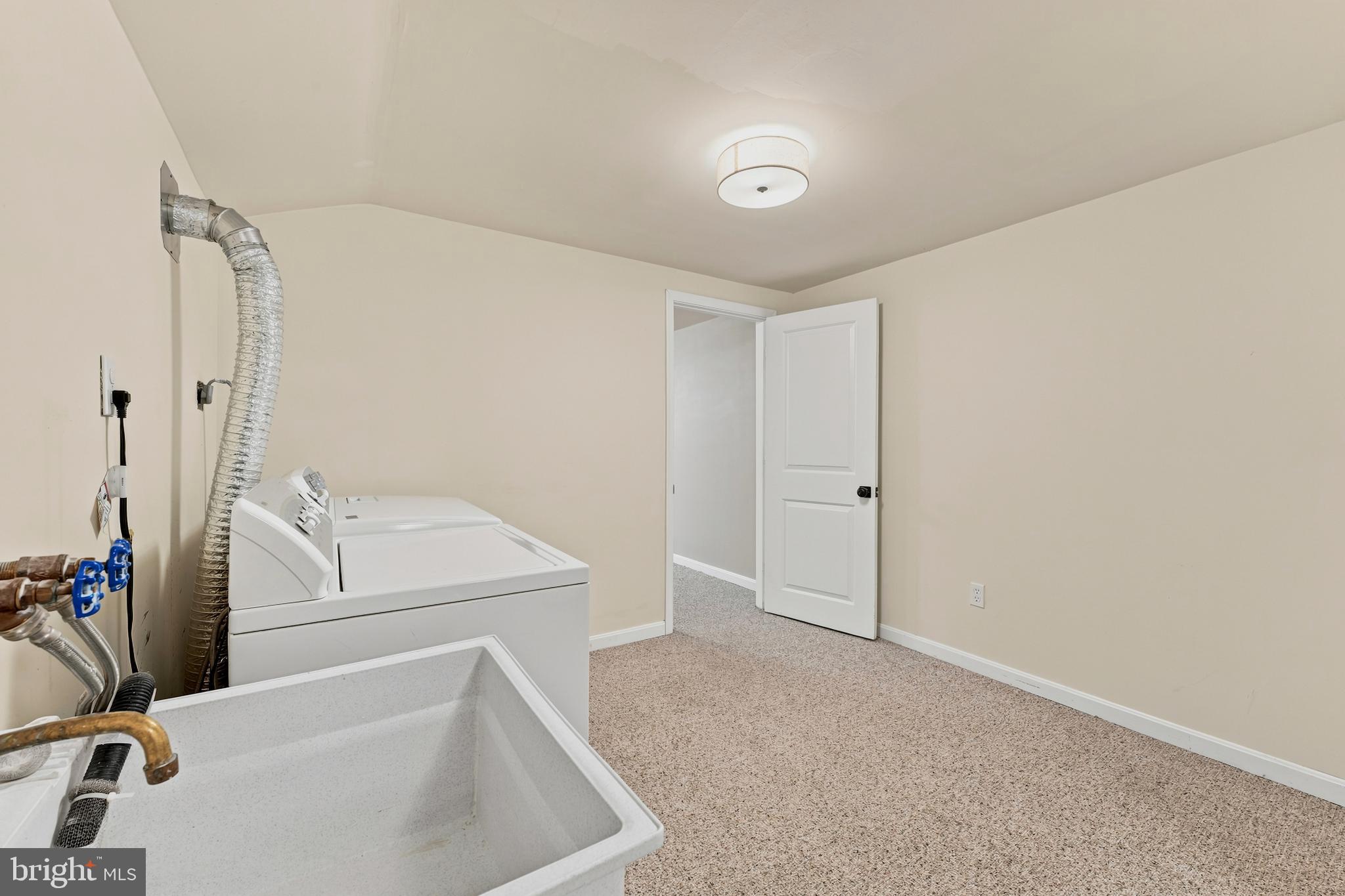 NORTHMONT - Residential