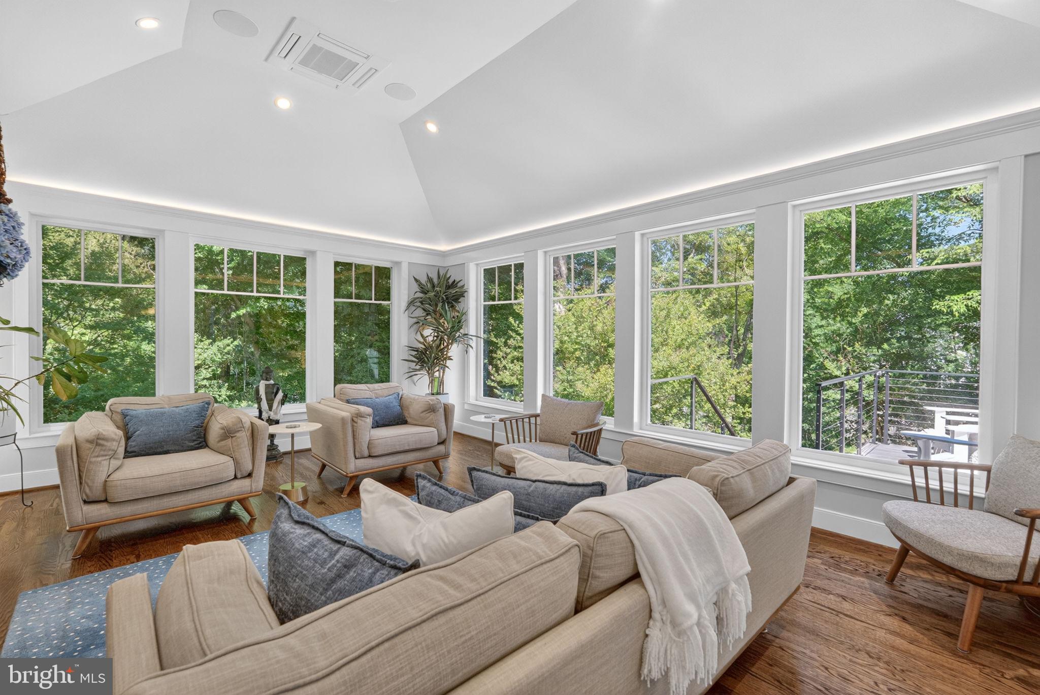 BANNOCKBURN - Residential
