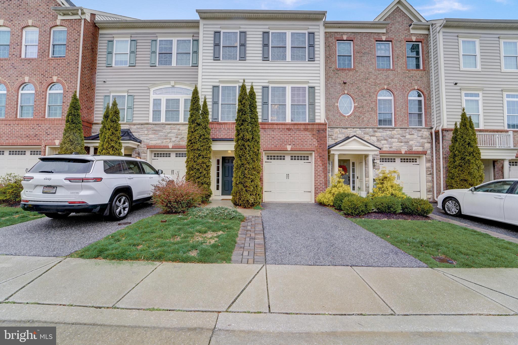 DEEP CREEK VILLAGE - Residential