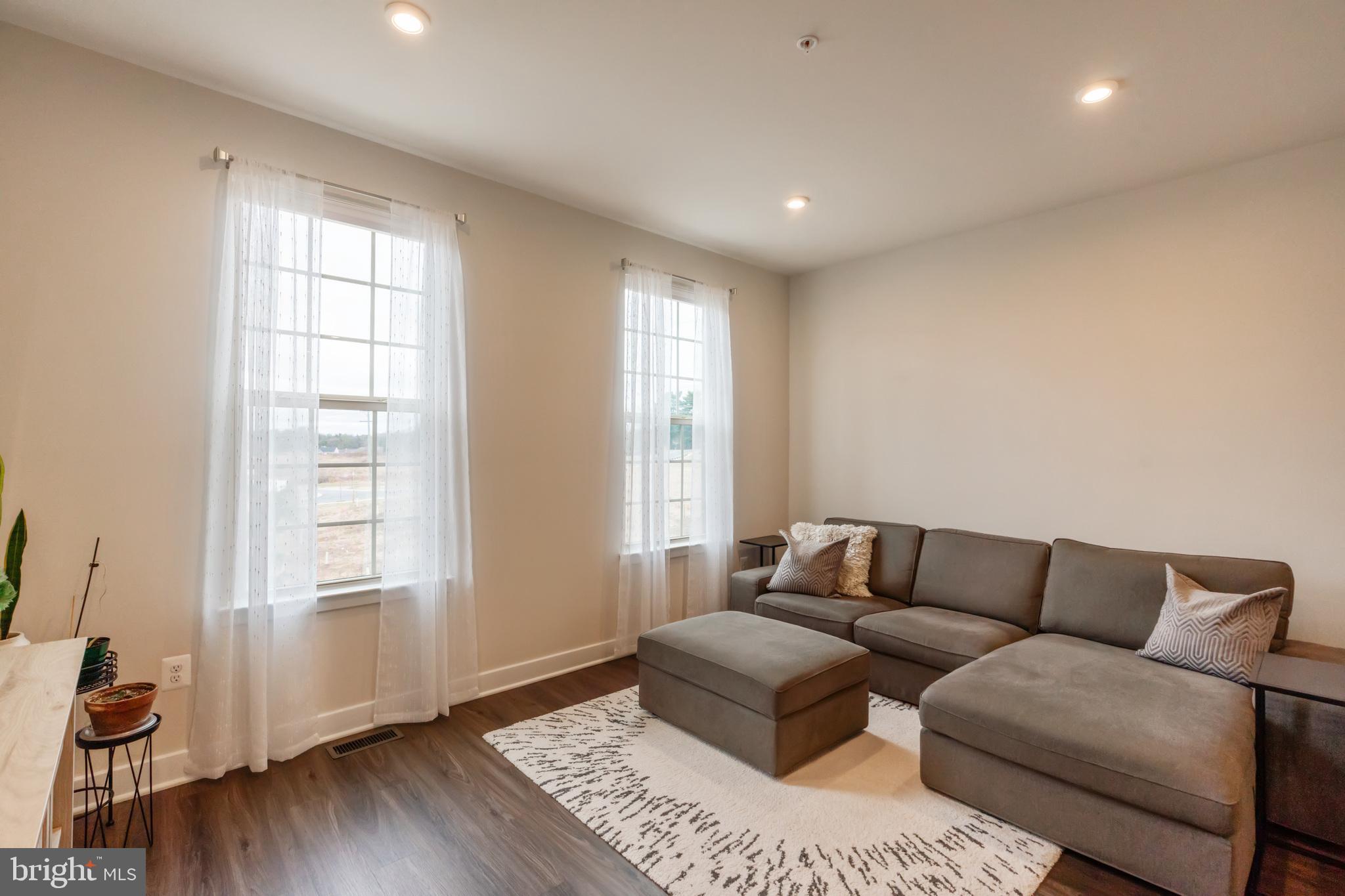 MONTGOMERY VILLAGE - Residential