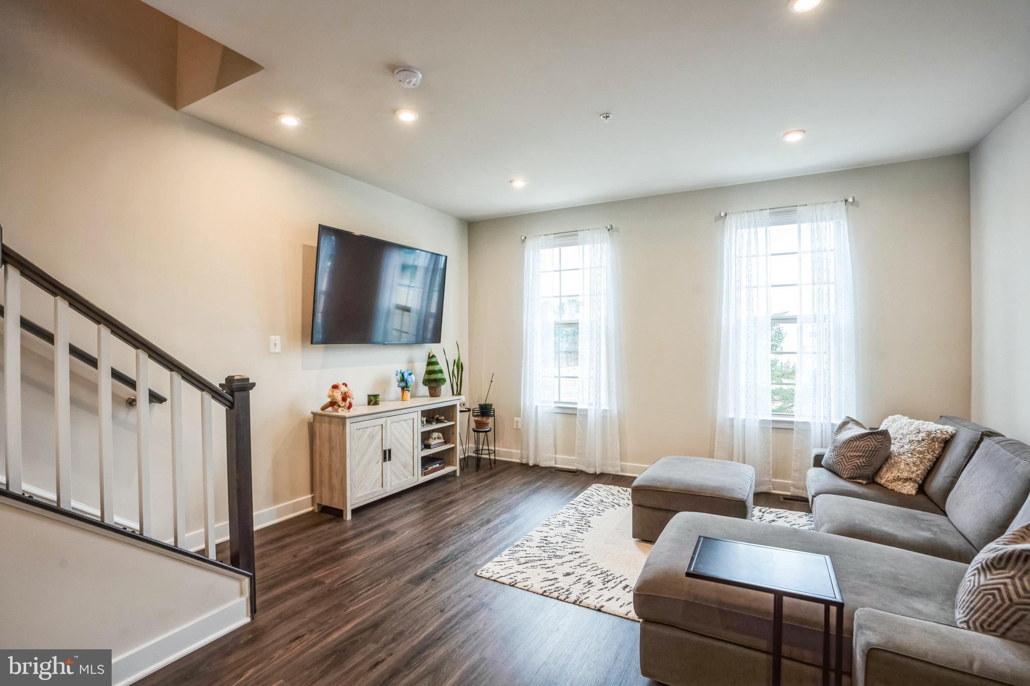 MONTGOMERY VILLAGE - Residential
