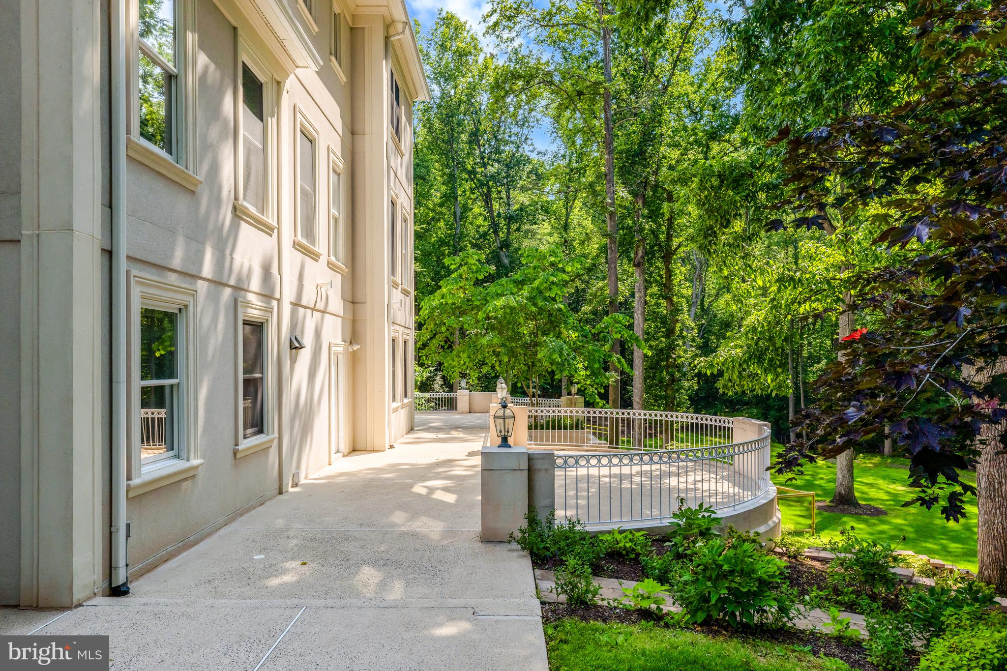 RIVER BEND ESTATES - Residential