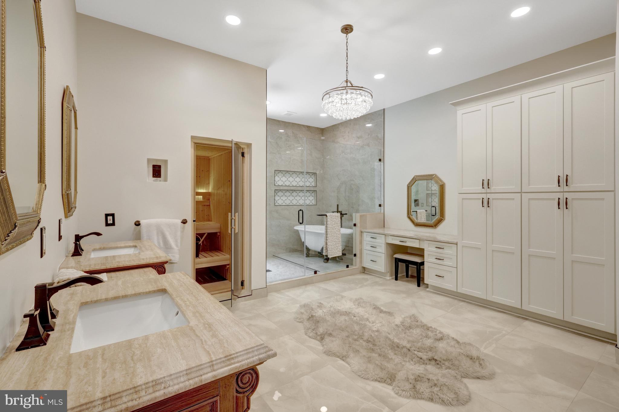 RIVER BEND ESTATES - Residential