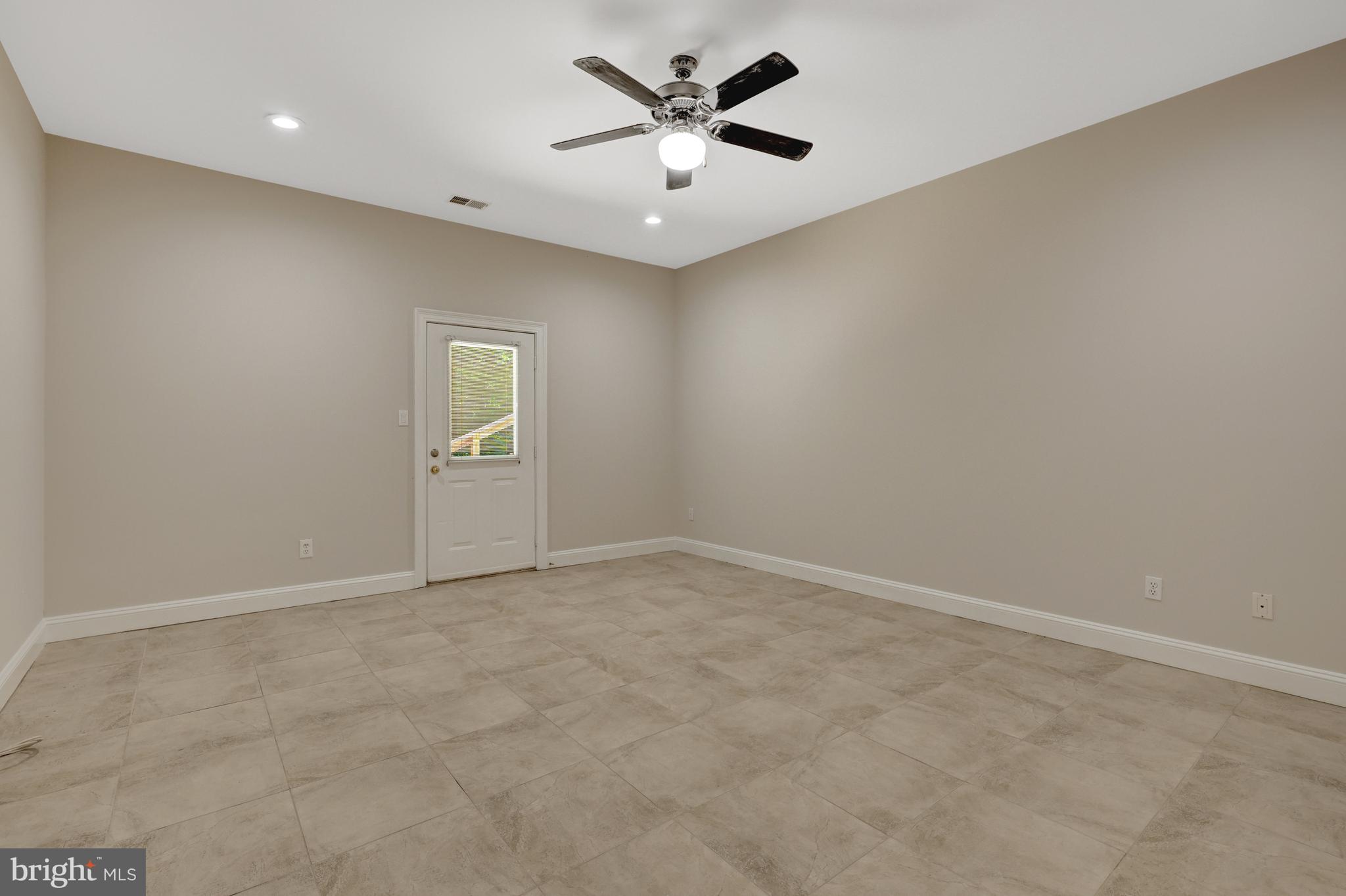 RIVER BEND ESTATES - Residential