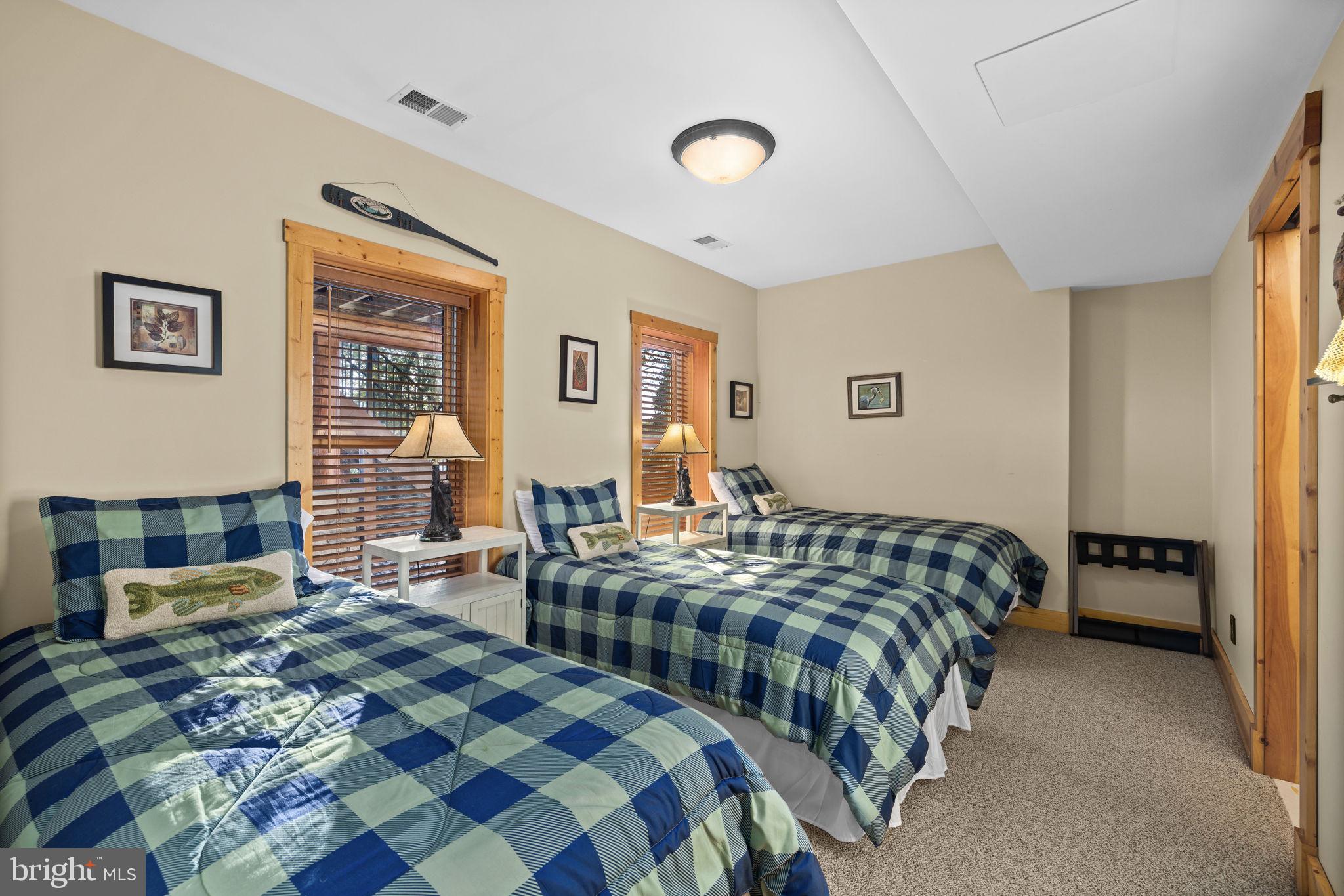 SUNRISE BAY - Residential