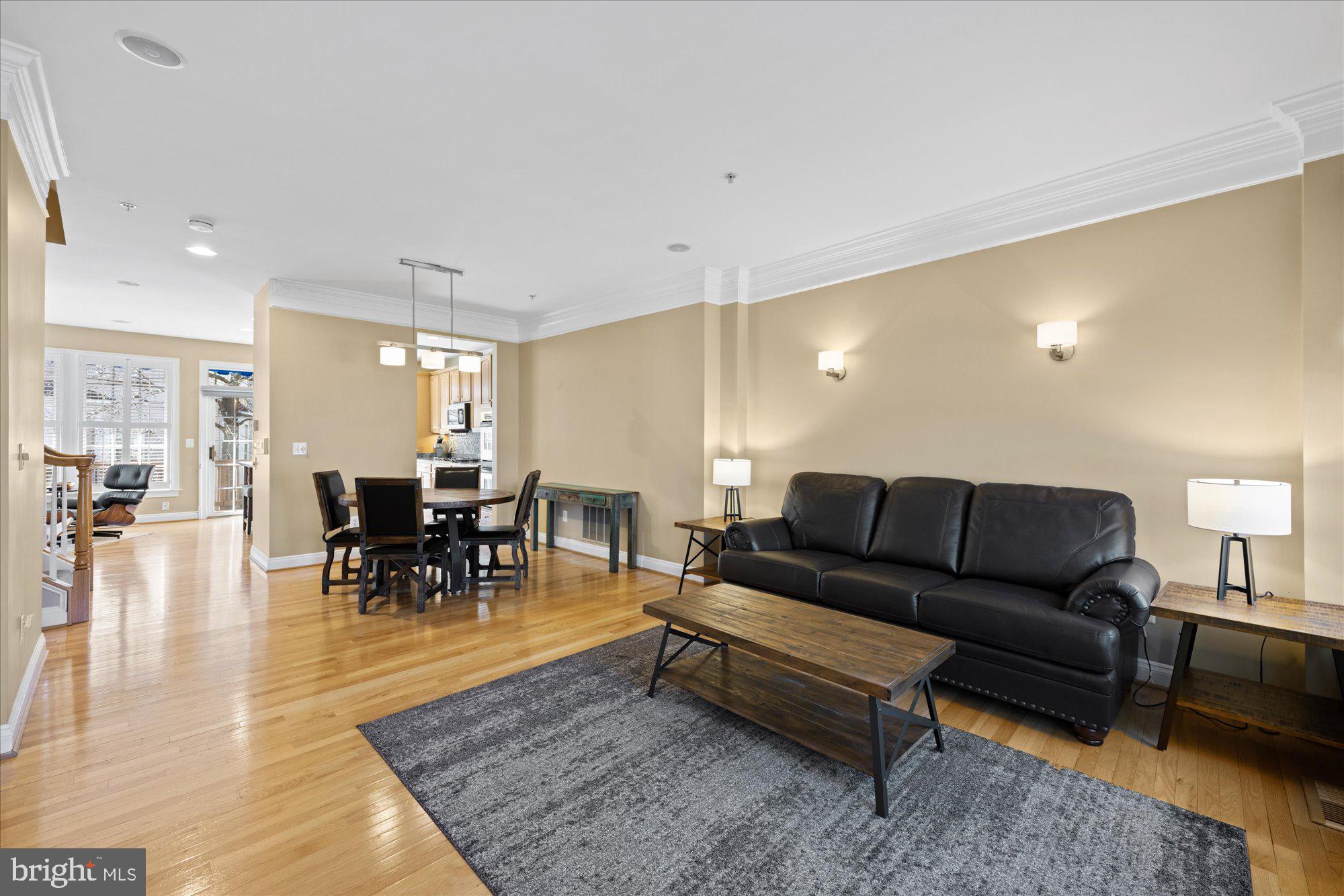 CAMERON STATION - Residential