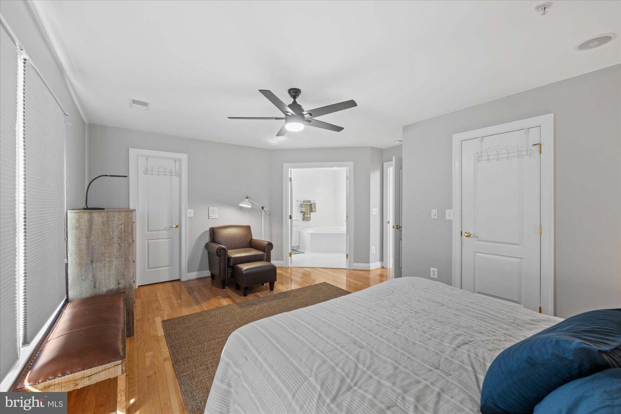 CAMERON STATION - Residential