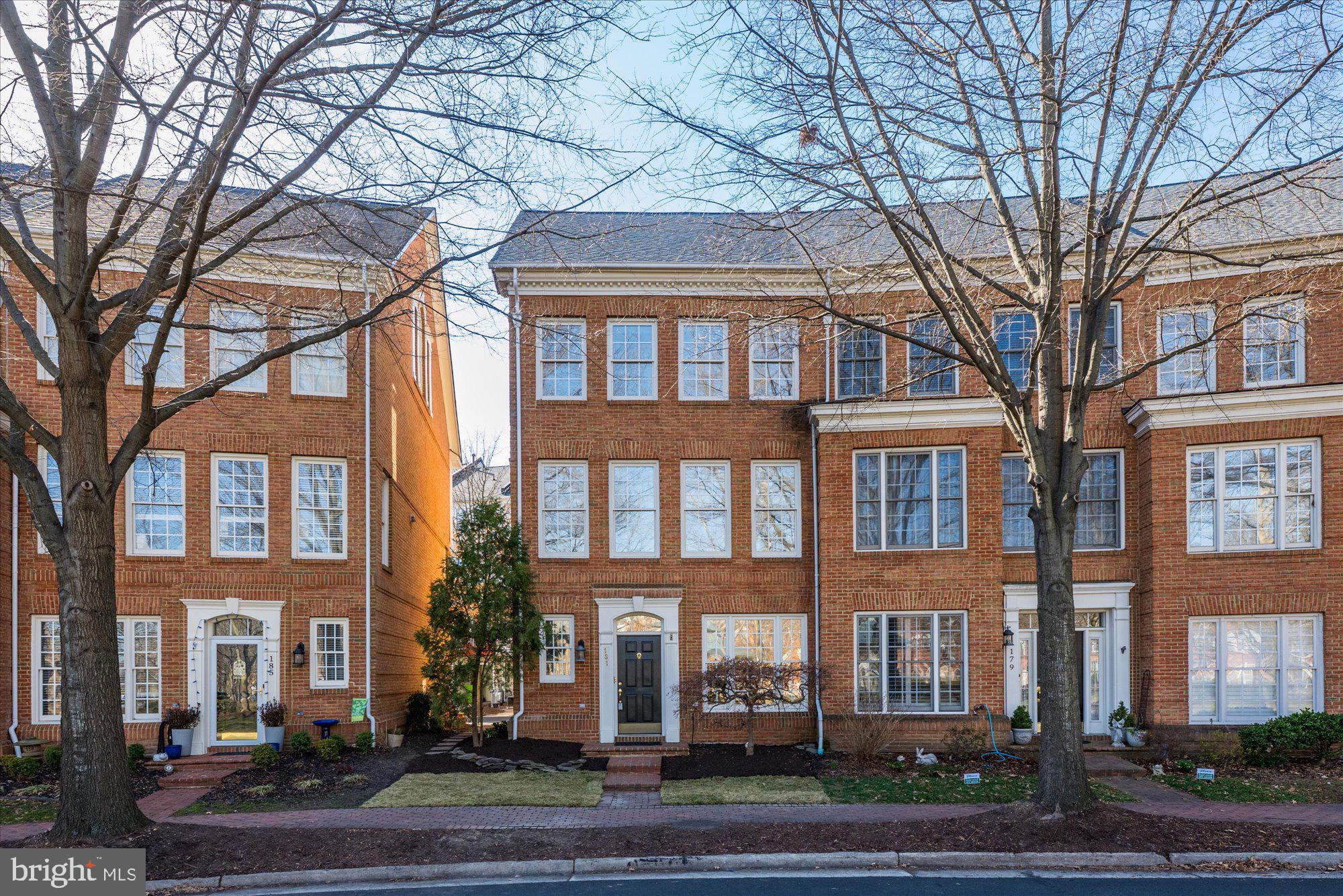 CAMERON STATION - Residential
