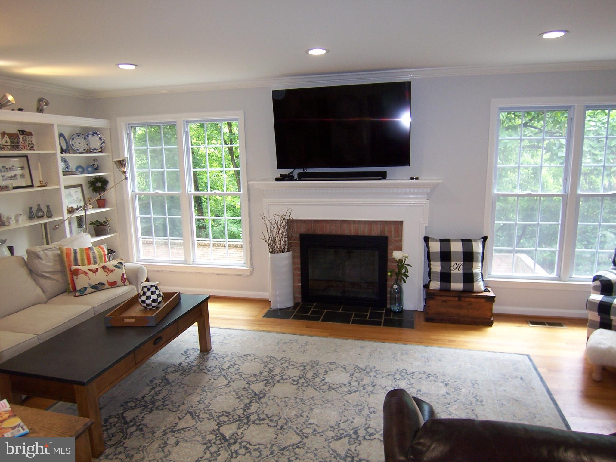 WESTMORELAND SQUARE - Residential Lease
