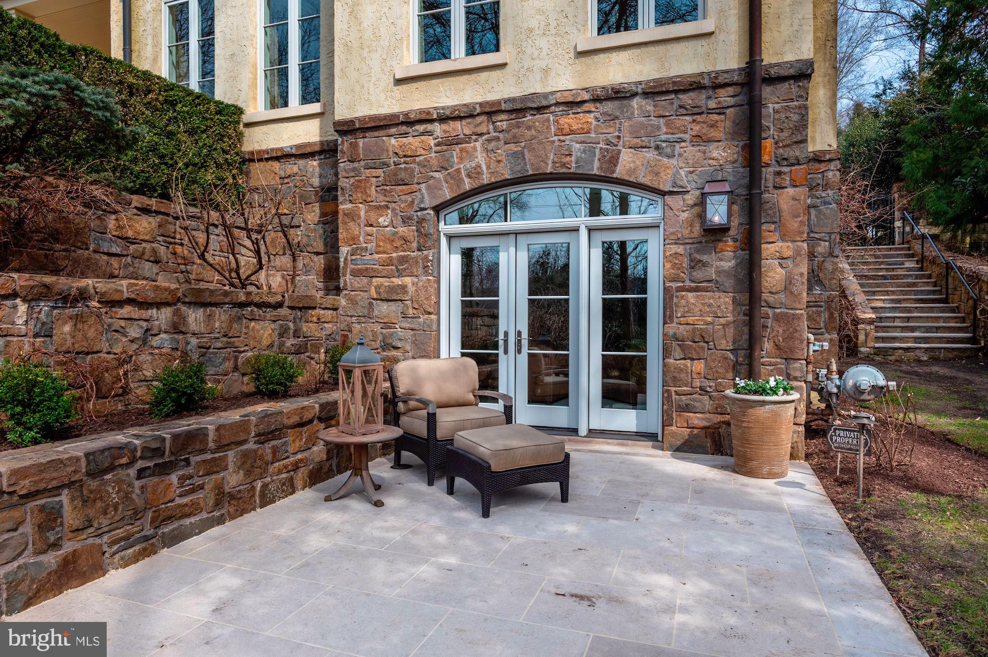 LANGLEY FOREST - Residential