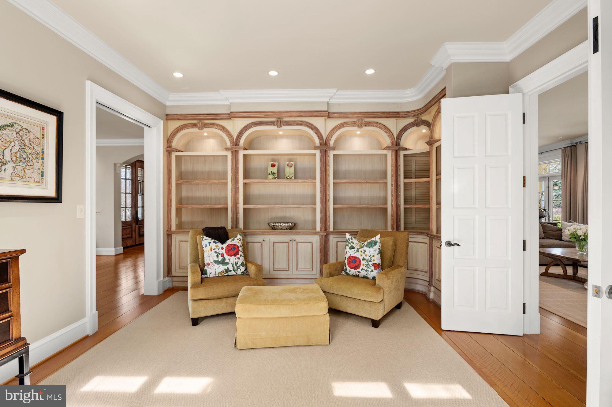 LANGLEY FOREST - Residential