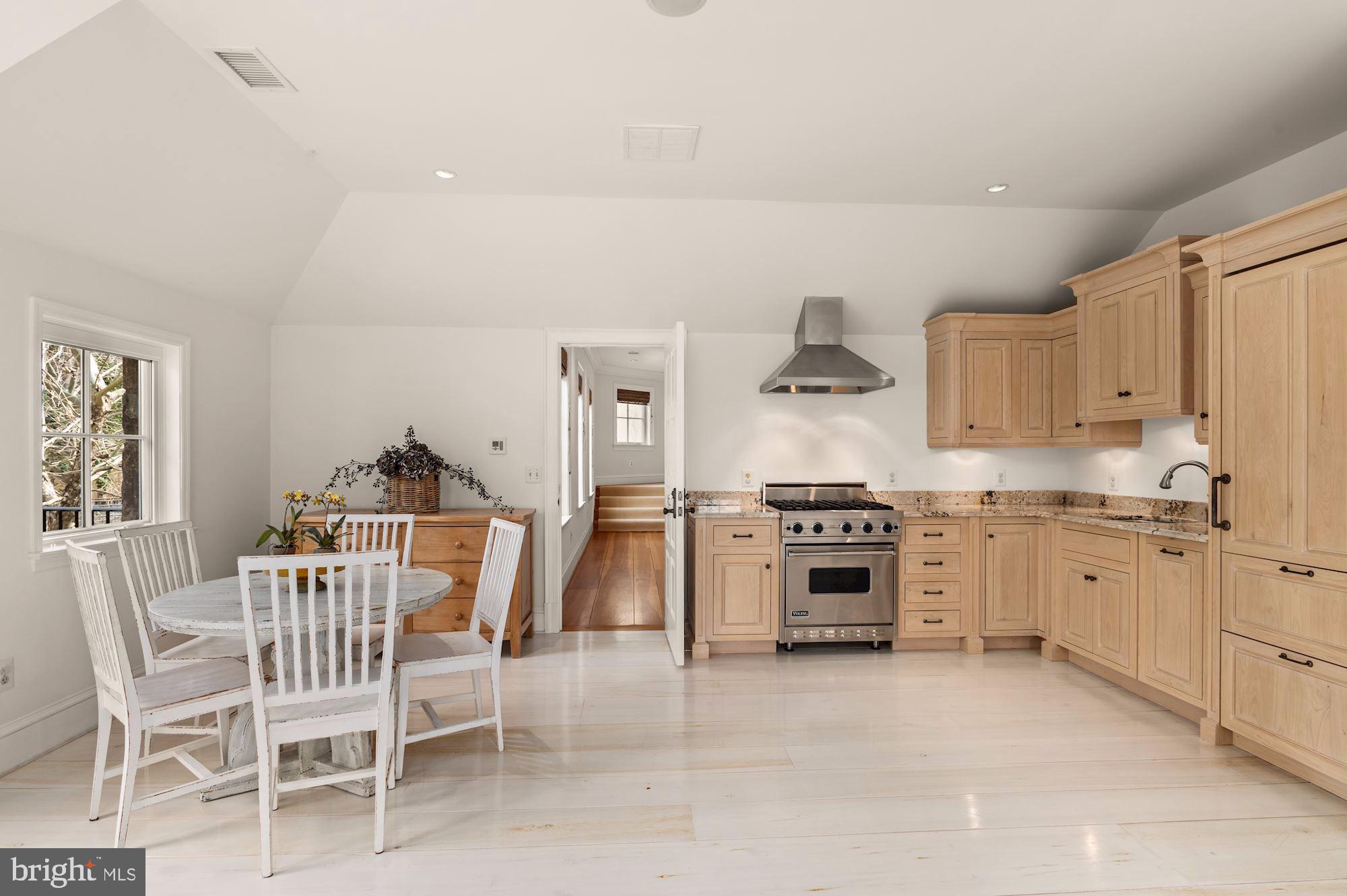 LANGLEY FOREST - Residential