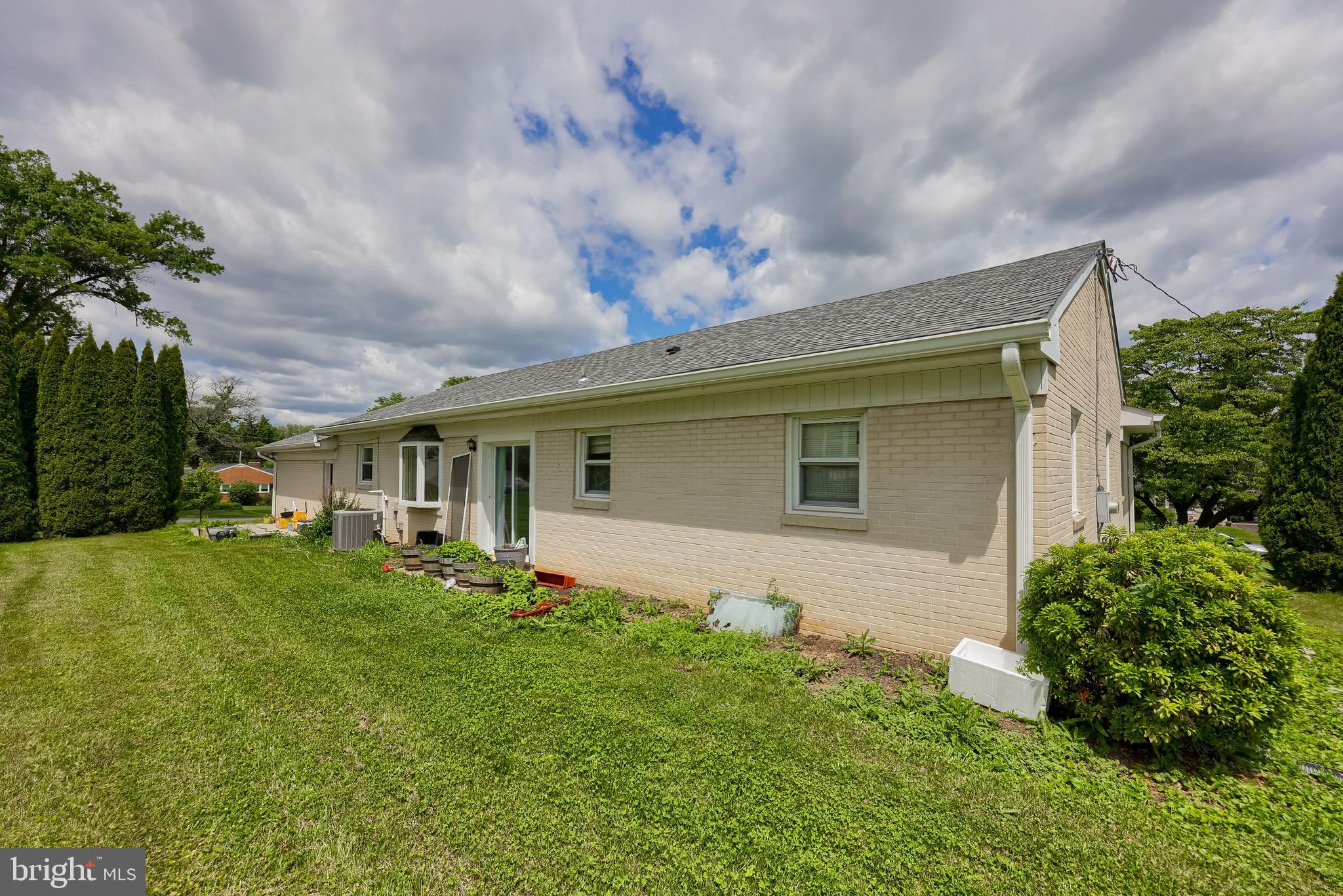 GREYSTONE FARMS - Residential