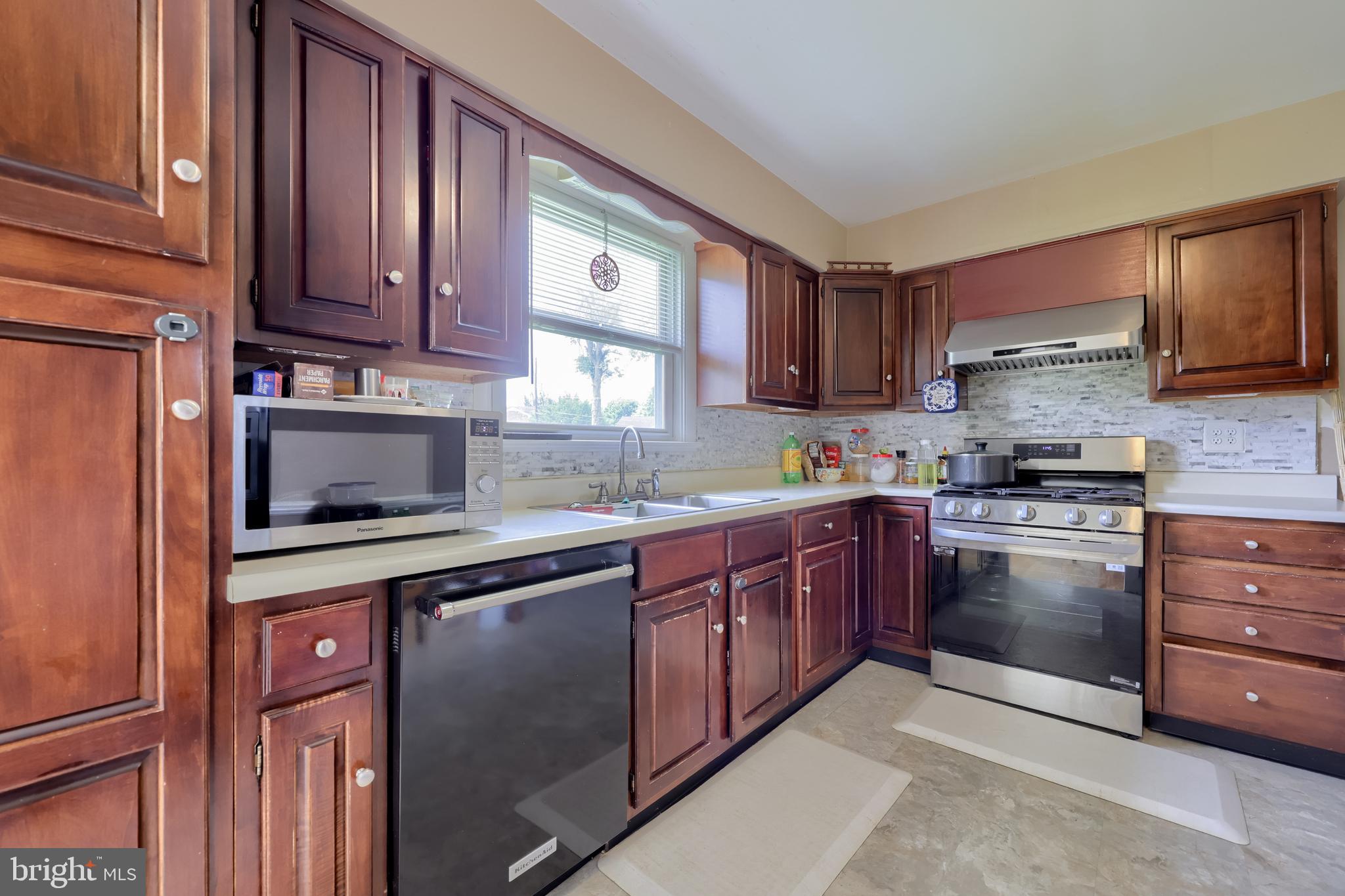 GREYSTONE FARMS - Residential