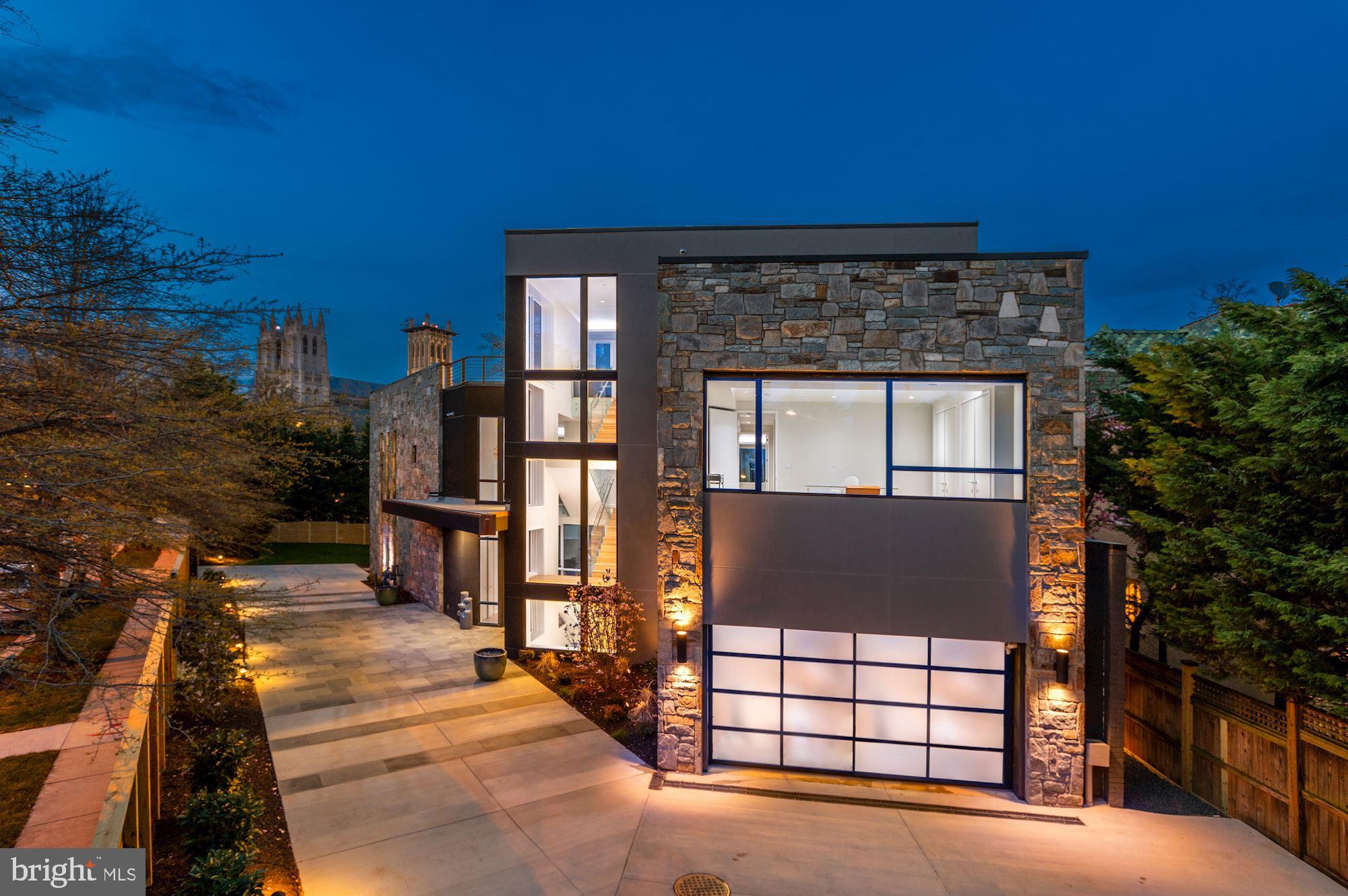 OBSERVATORY CIRCLE - Residential