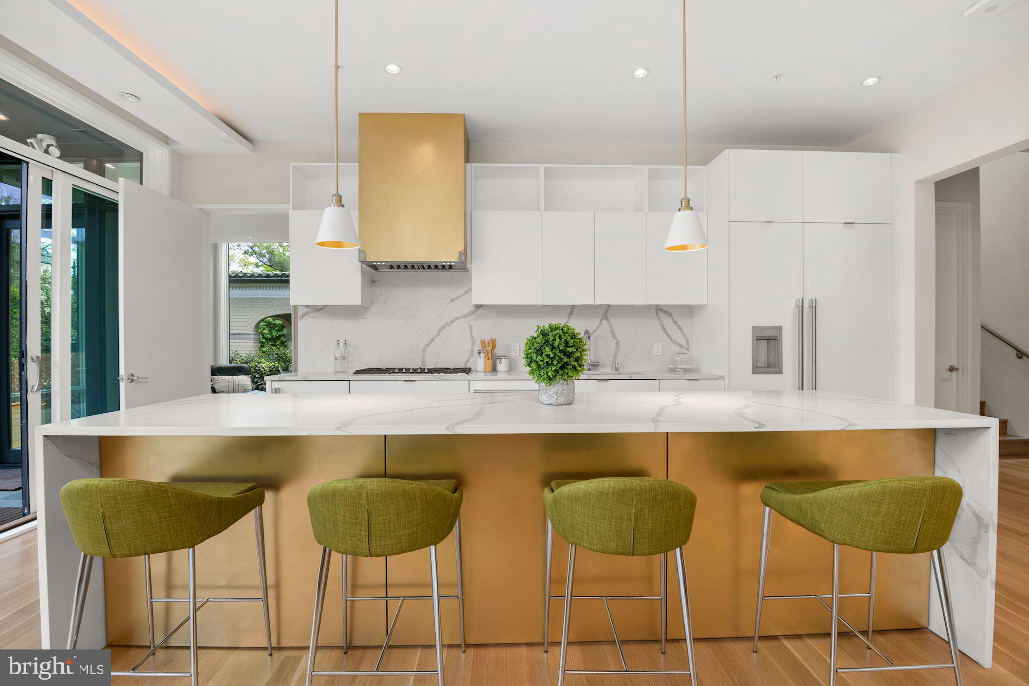 OBSERVATORY CIRCLE - Residential