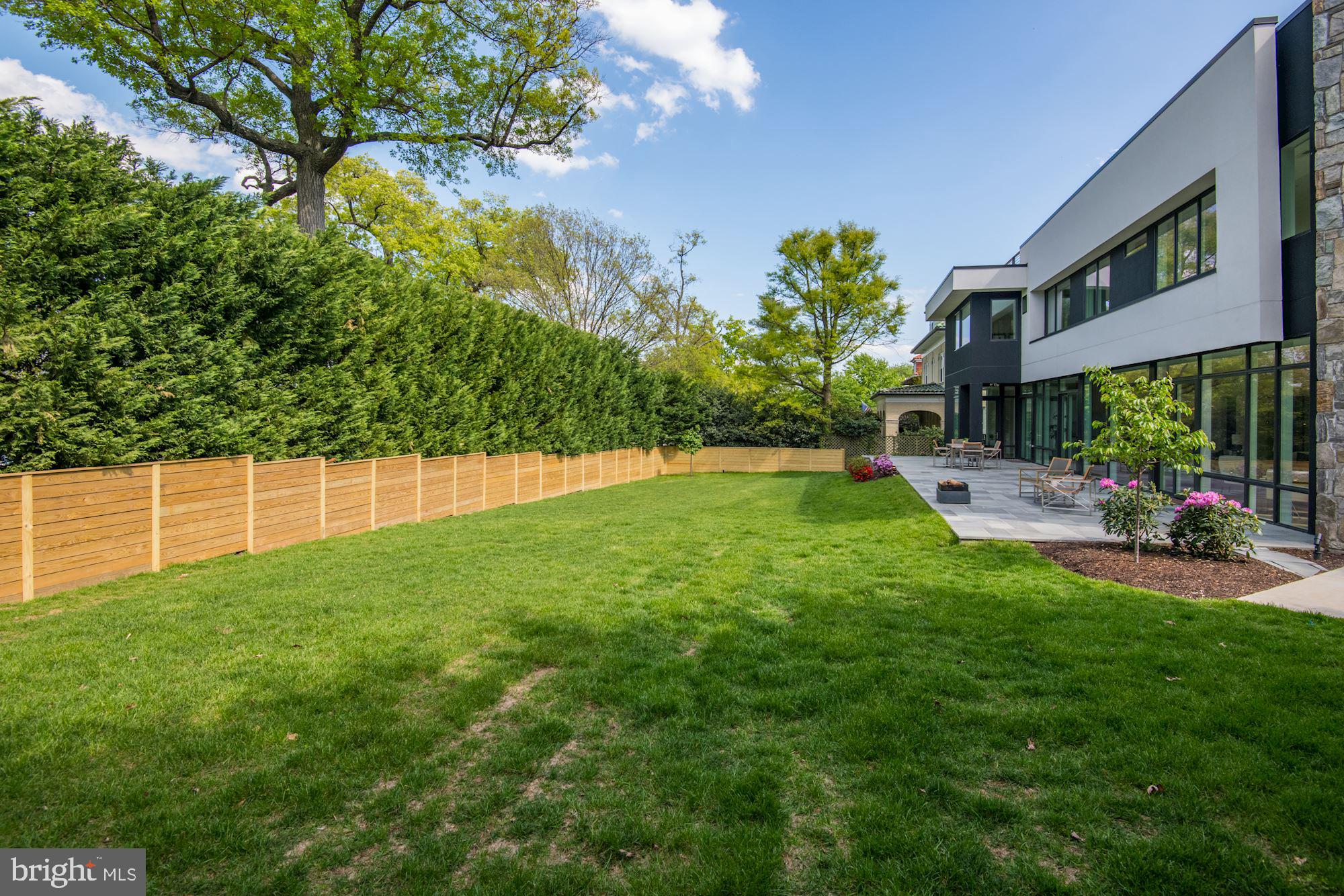 OBSERVATORY CIRCLE - Residential