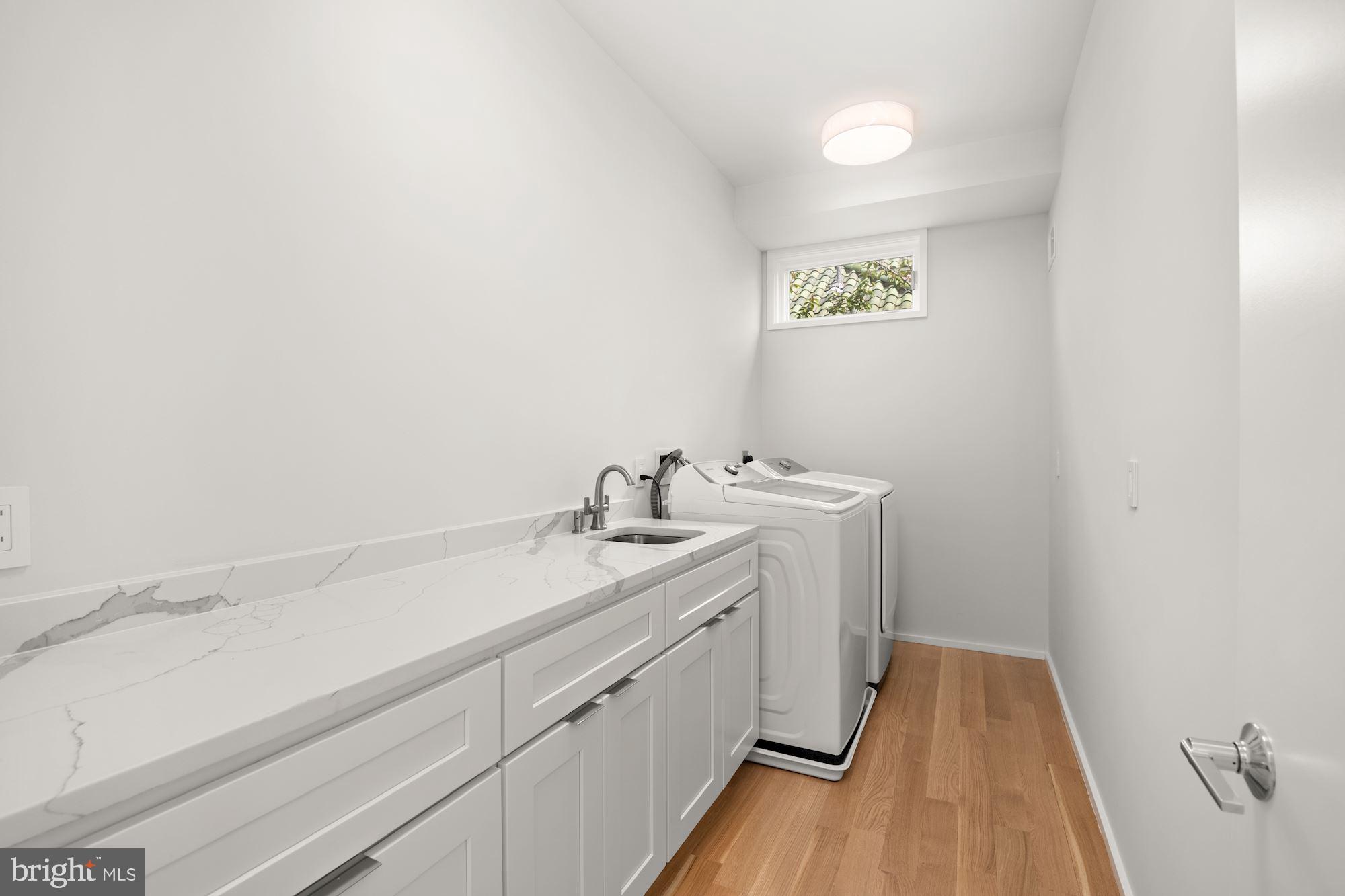 OBSERVATORY CIRCLE - Residential