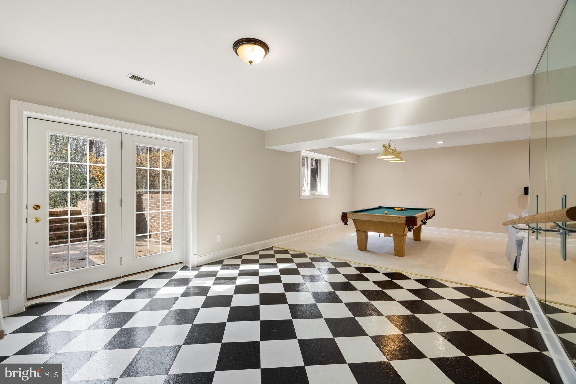 CEDAR RUN - Residential