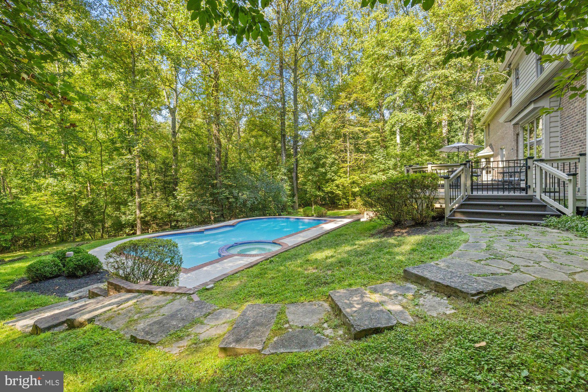 CEDAR RUN - Residential