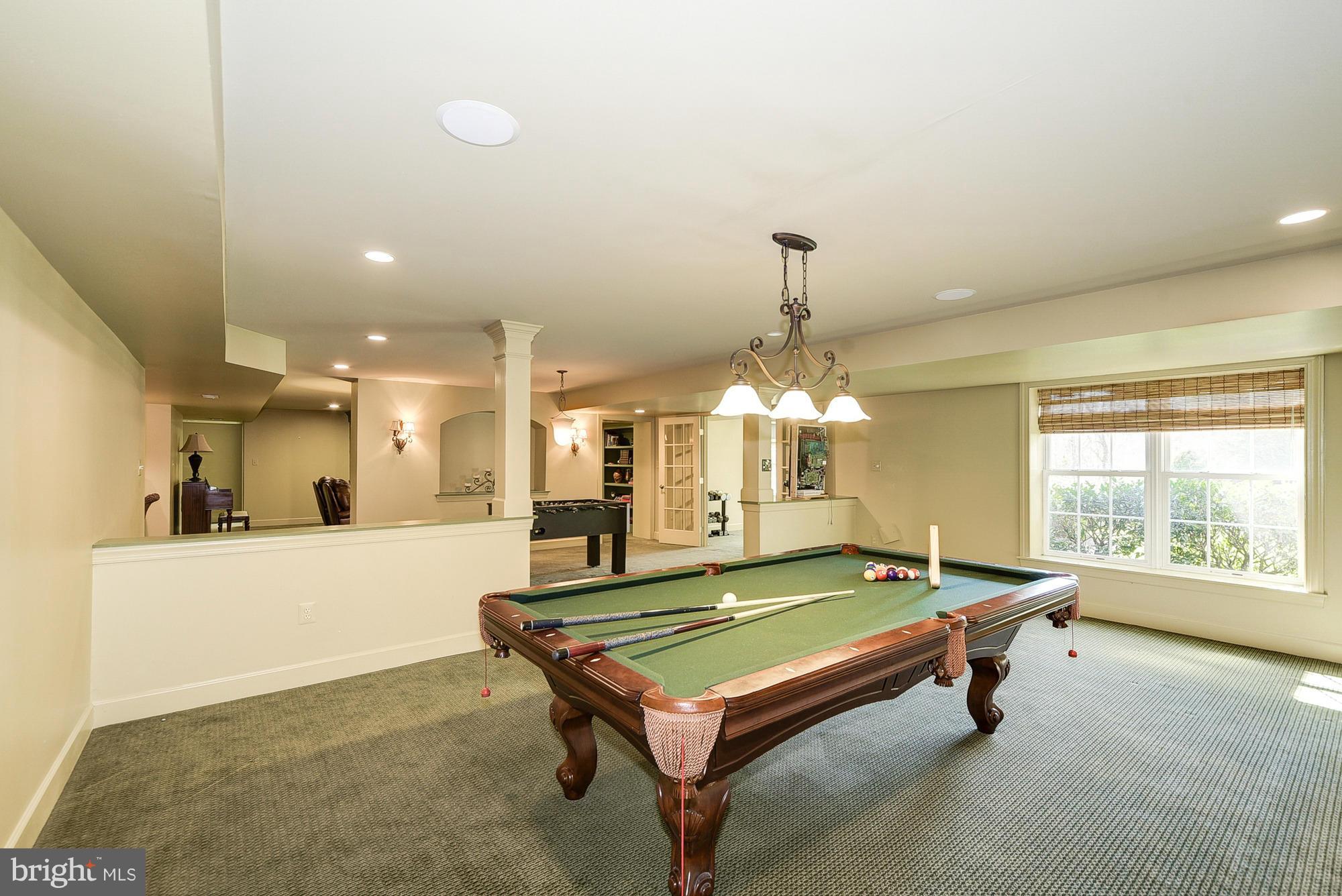 GLEN MEADOWS - Residential