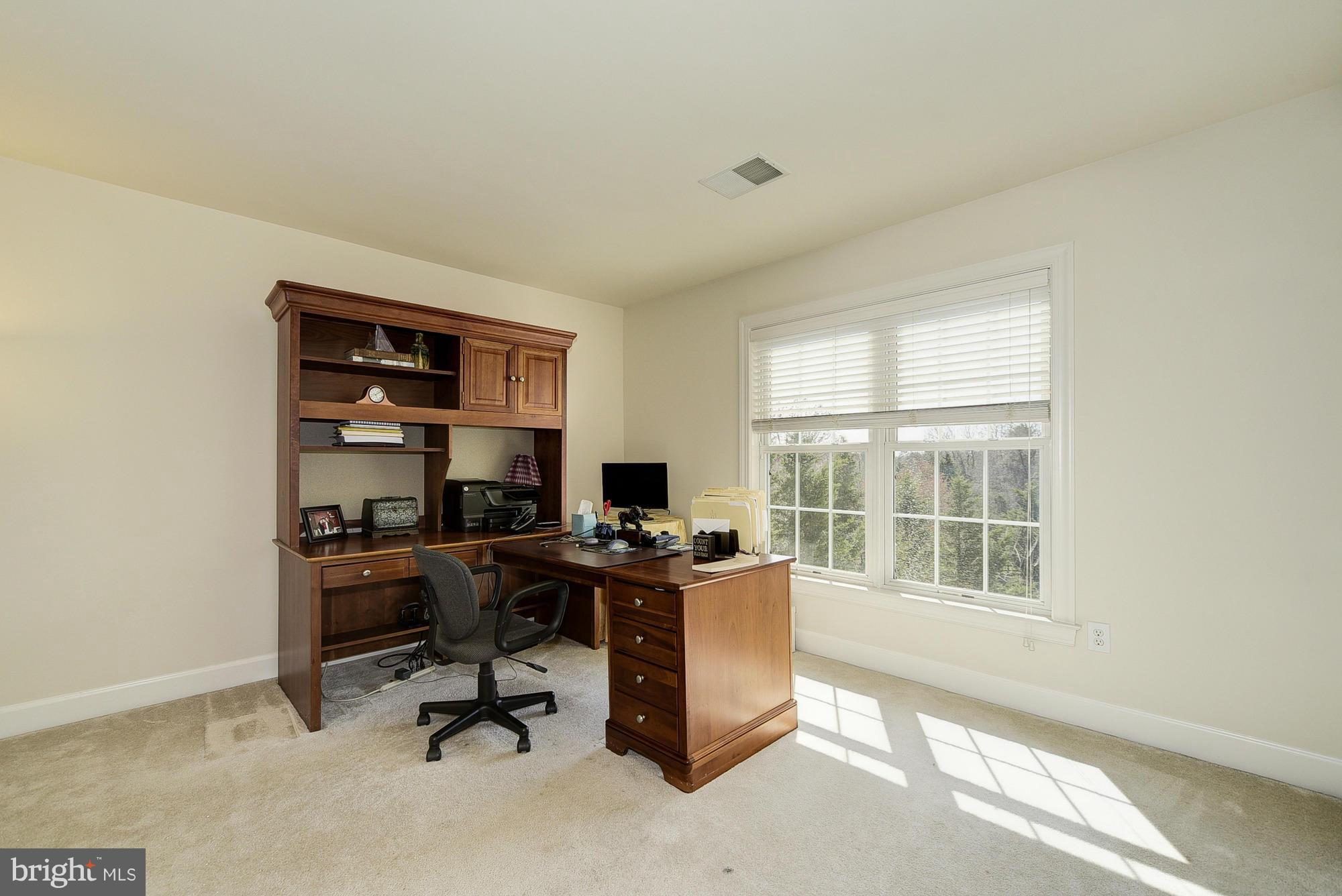 GLEN MEADOWS - Residential