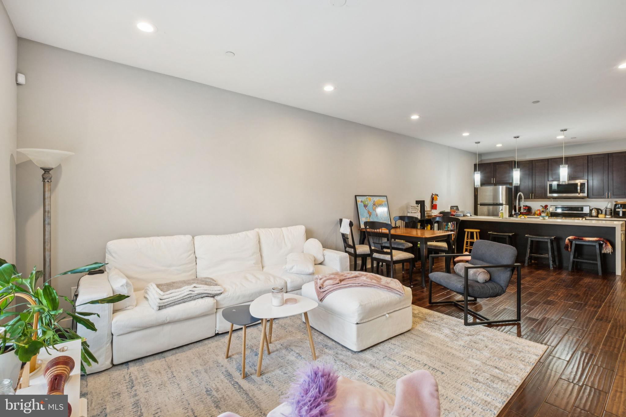 ART MUSEUM AREA - Commercial Sale