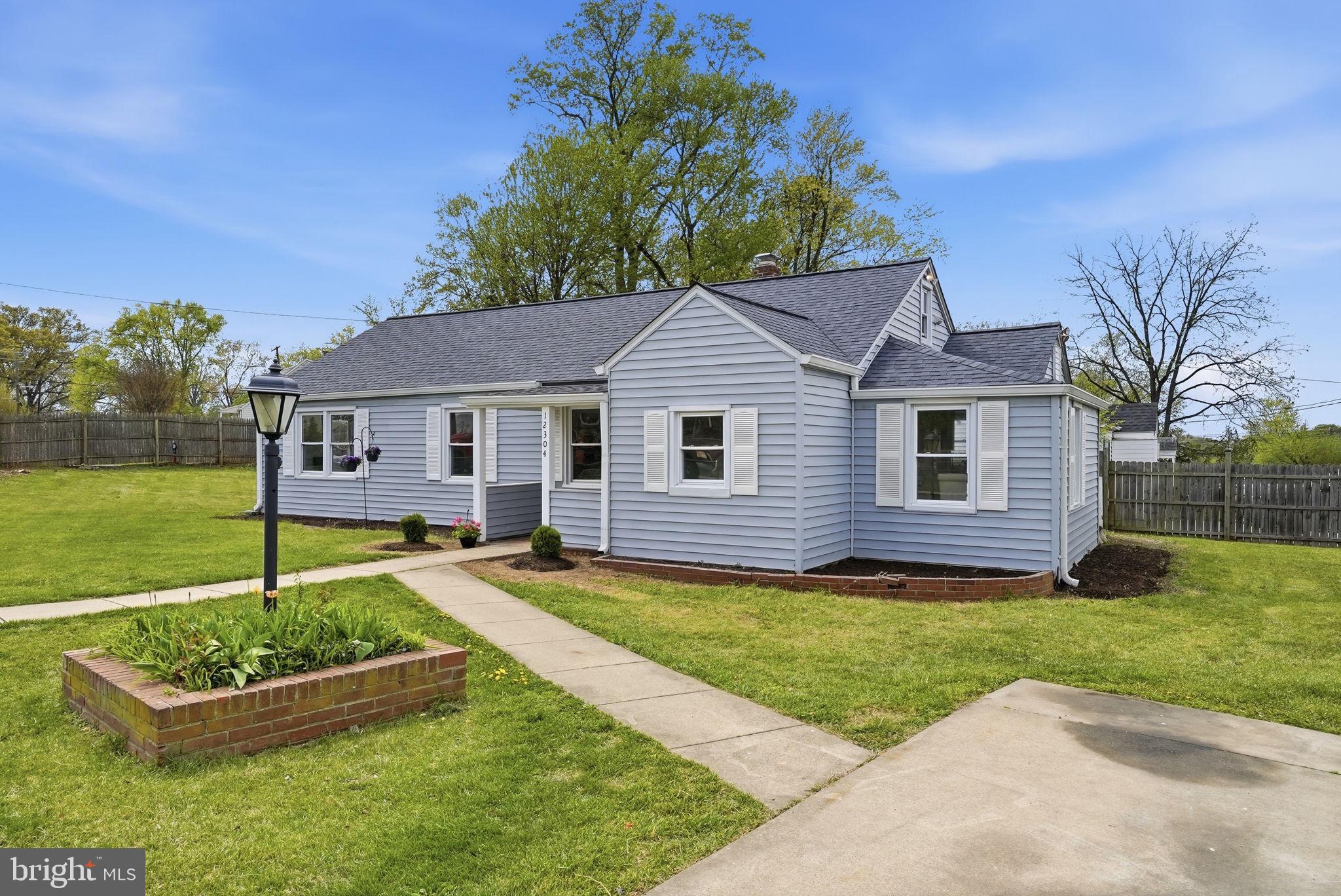 GLENMONT VILLAGE - Residential