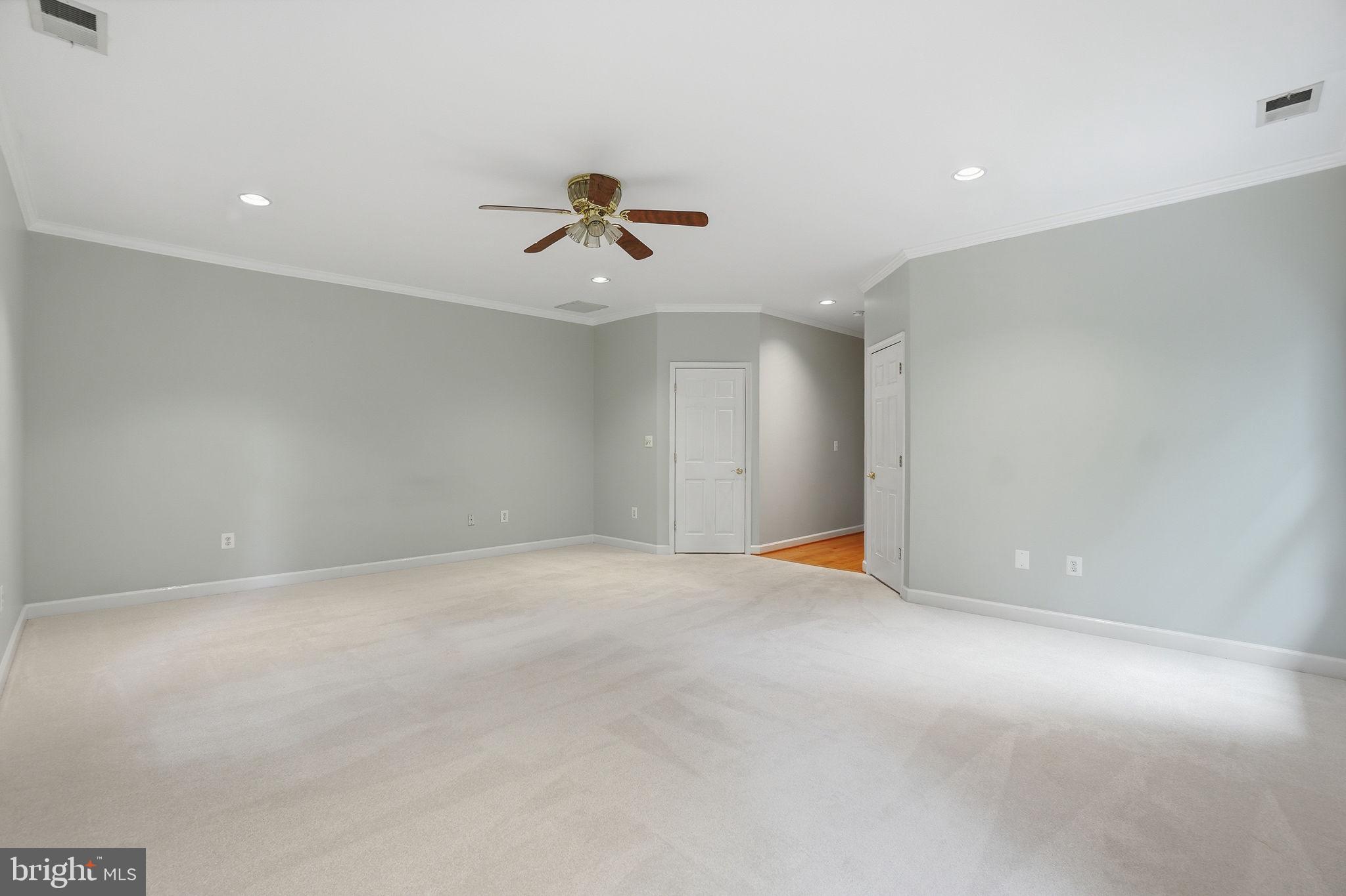 MT VERNON HILLS - Residential