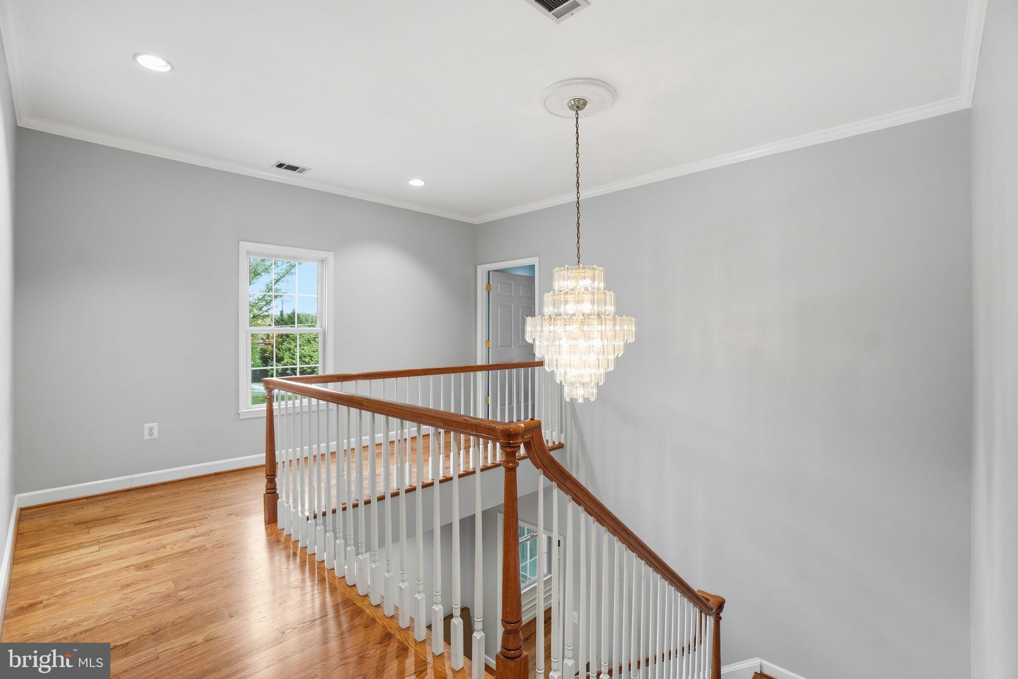 MT VERNON HILLS - Residential