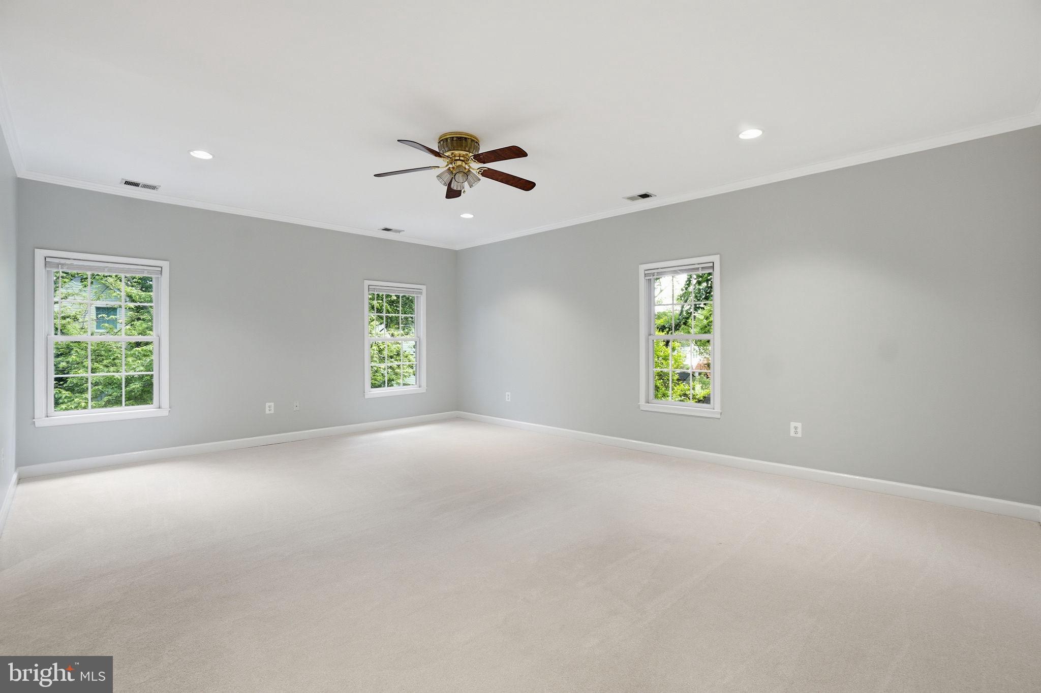 MT VERNON HILLS - Residential