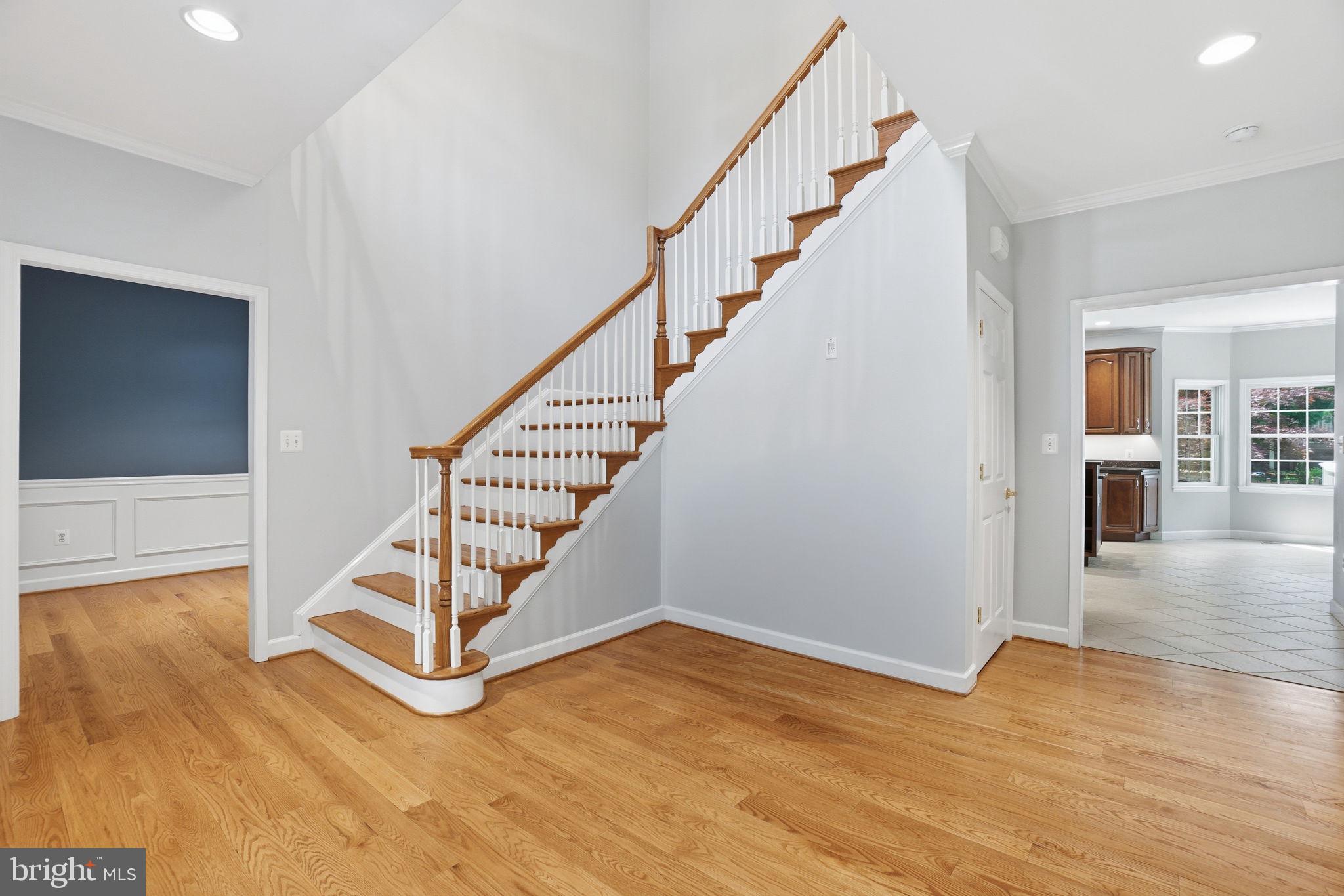 MT VERNON HILLS - Residential
