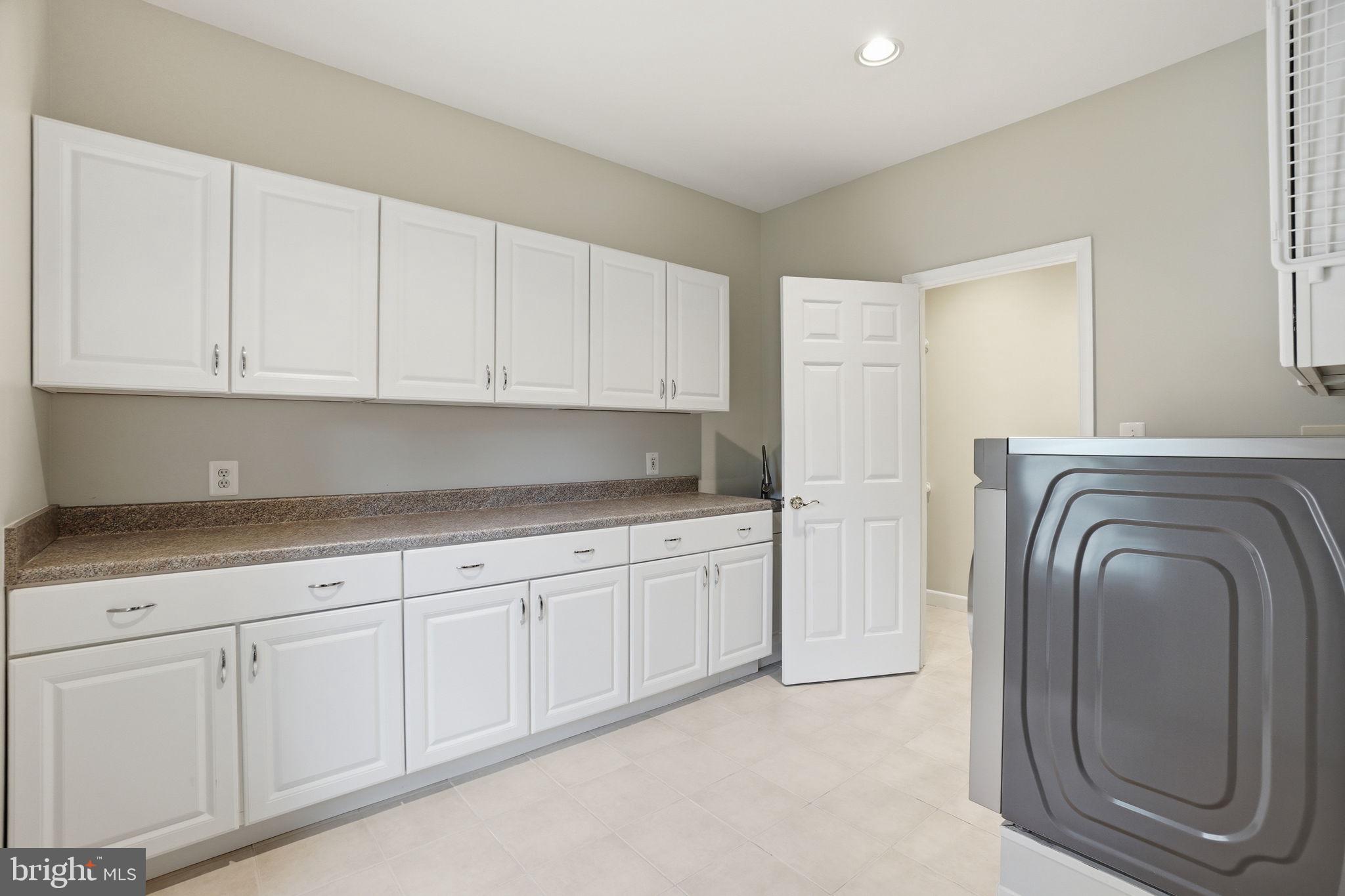 MT VERNON HILLS - Residential