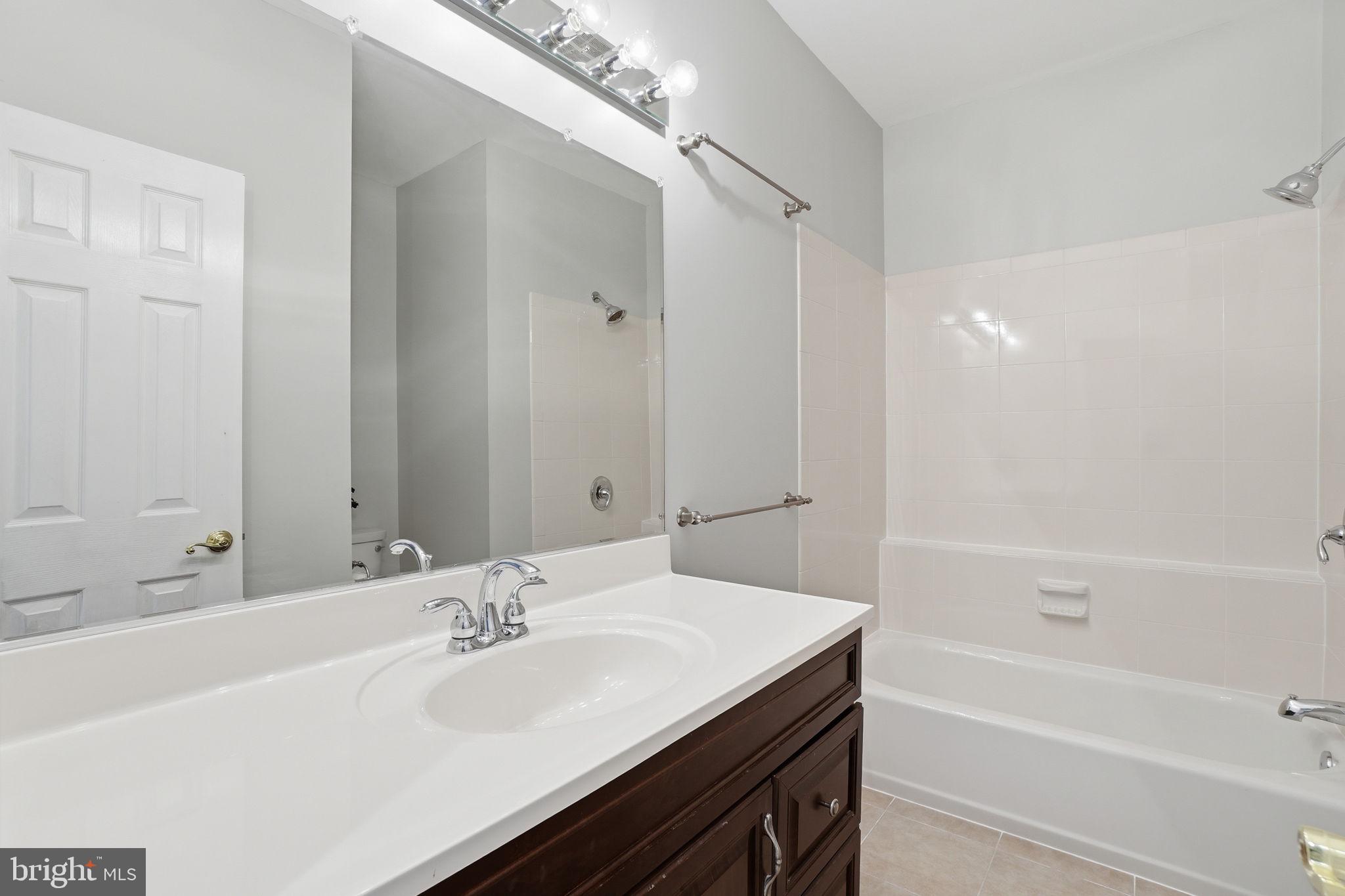 MT VERNON HILLS - Residential