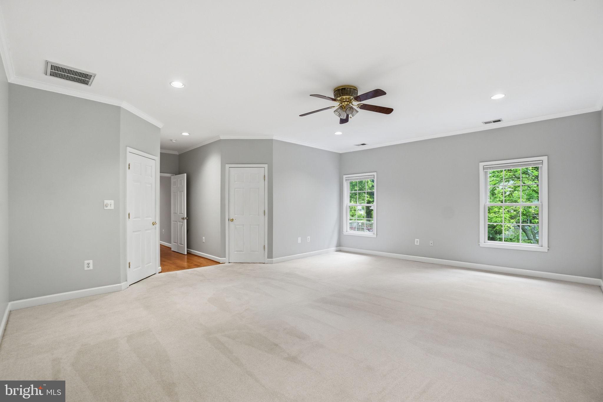 MT VERNON HILLS - Residential