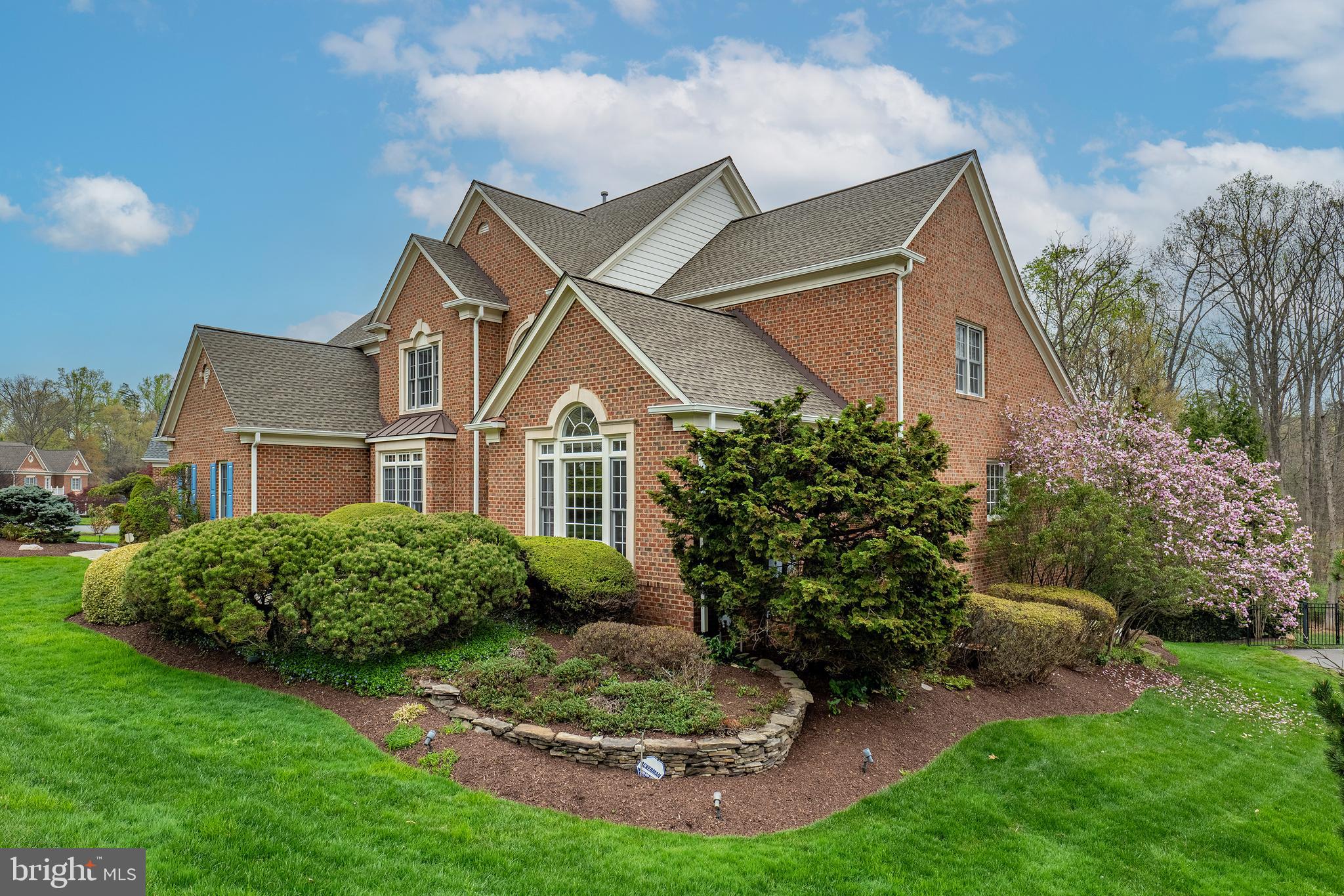 WINDSONG SOUTH - Residential