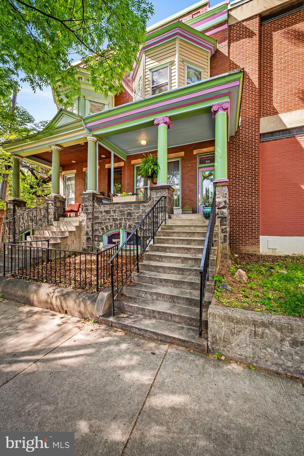 CHARLES VILLAGE - Residential