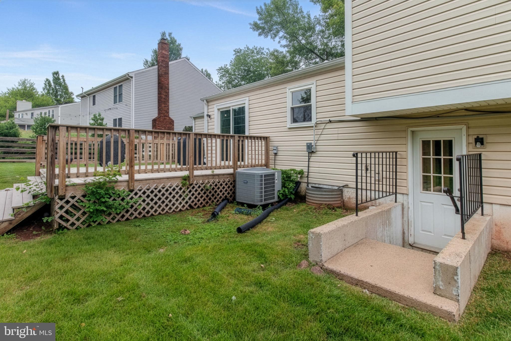 FRANKLIN FARM - Residential